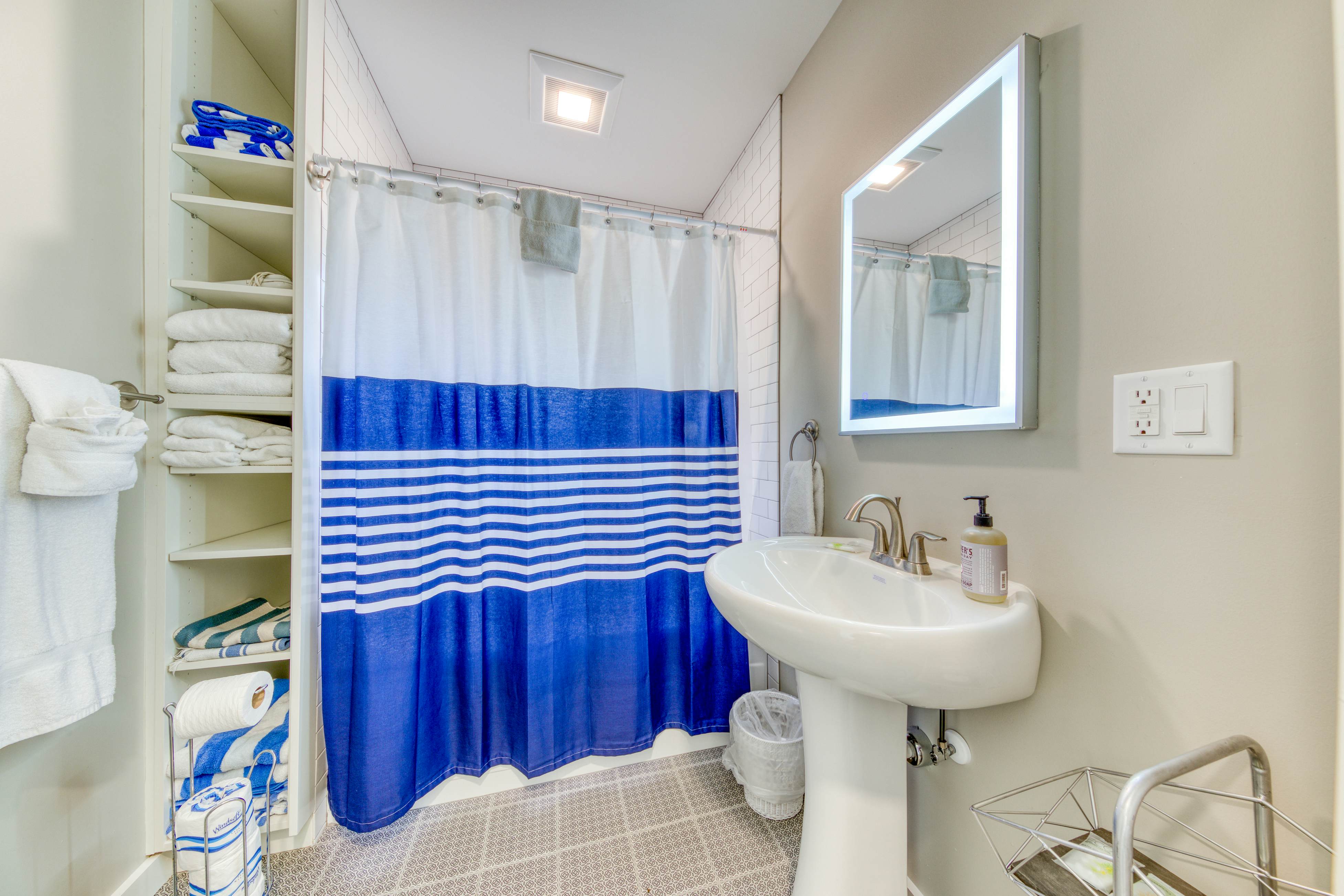 Charming Oceanfront Getaway with Gorgeous Water Views & Easy Beach Access