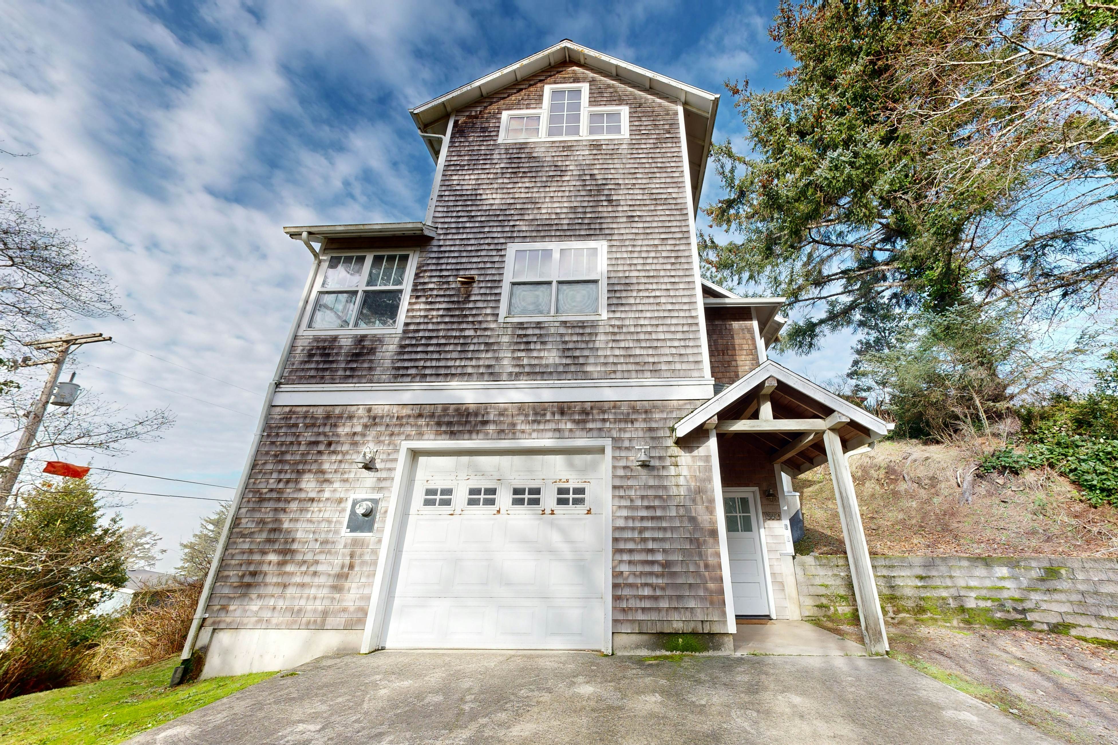 Gorgeous Home w/ Ocean Views, Beach Access, & Private Hot Tub