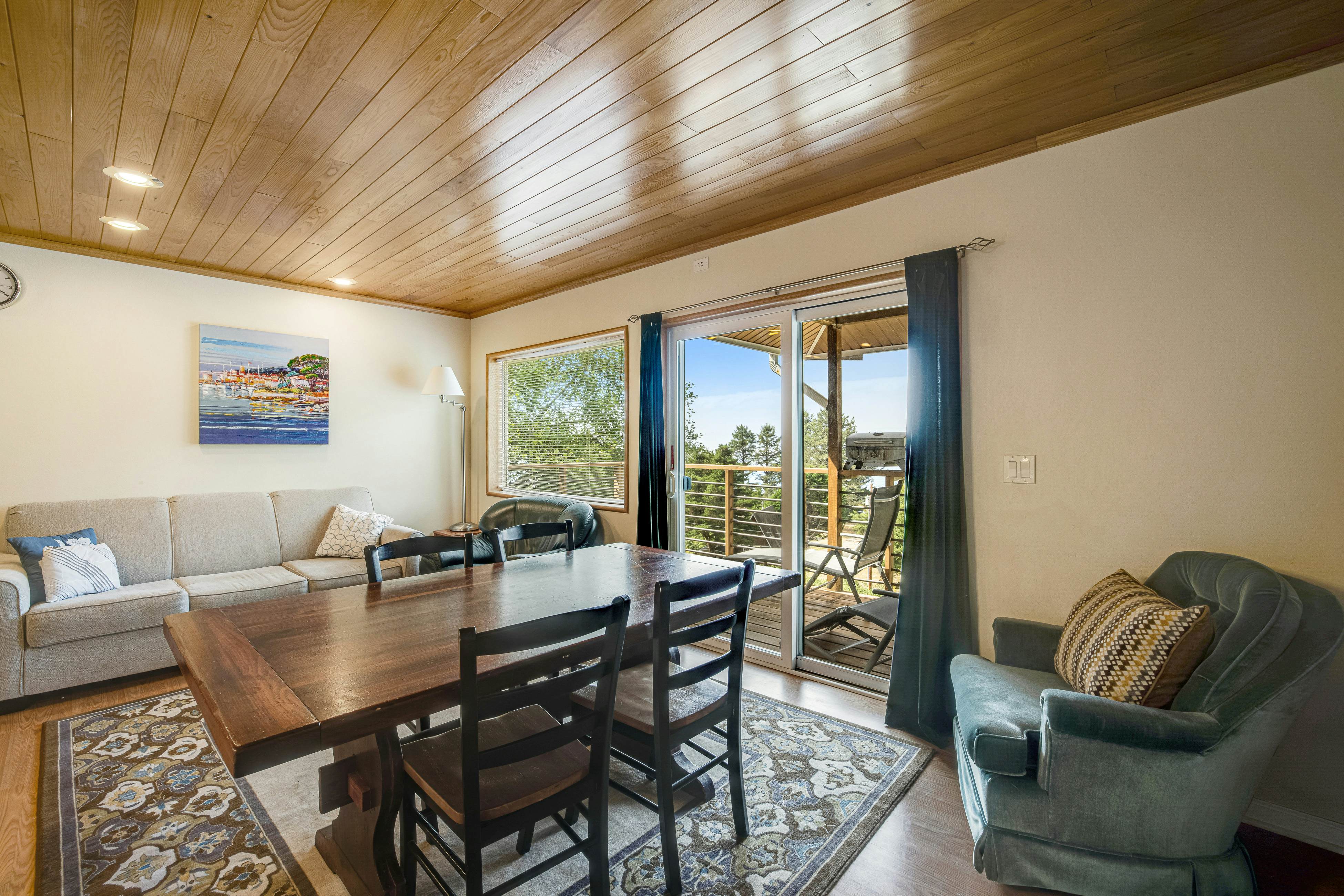 Welcoming Condo with Ocean Views and Private Hot Tub - Short Walk to the Beach