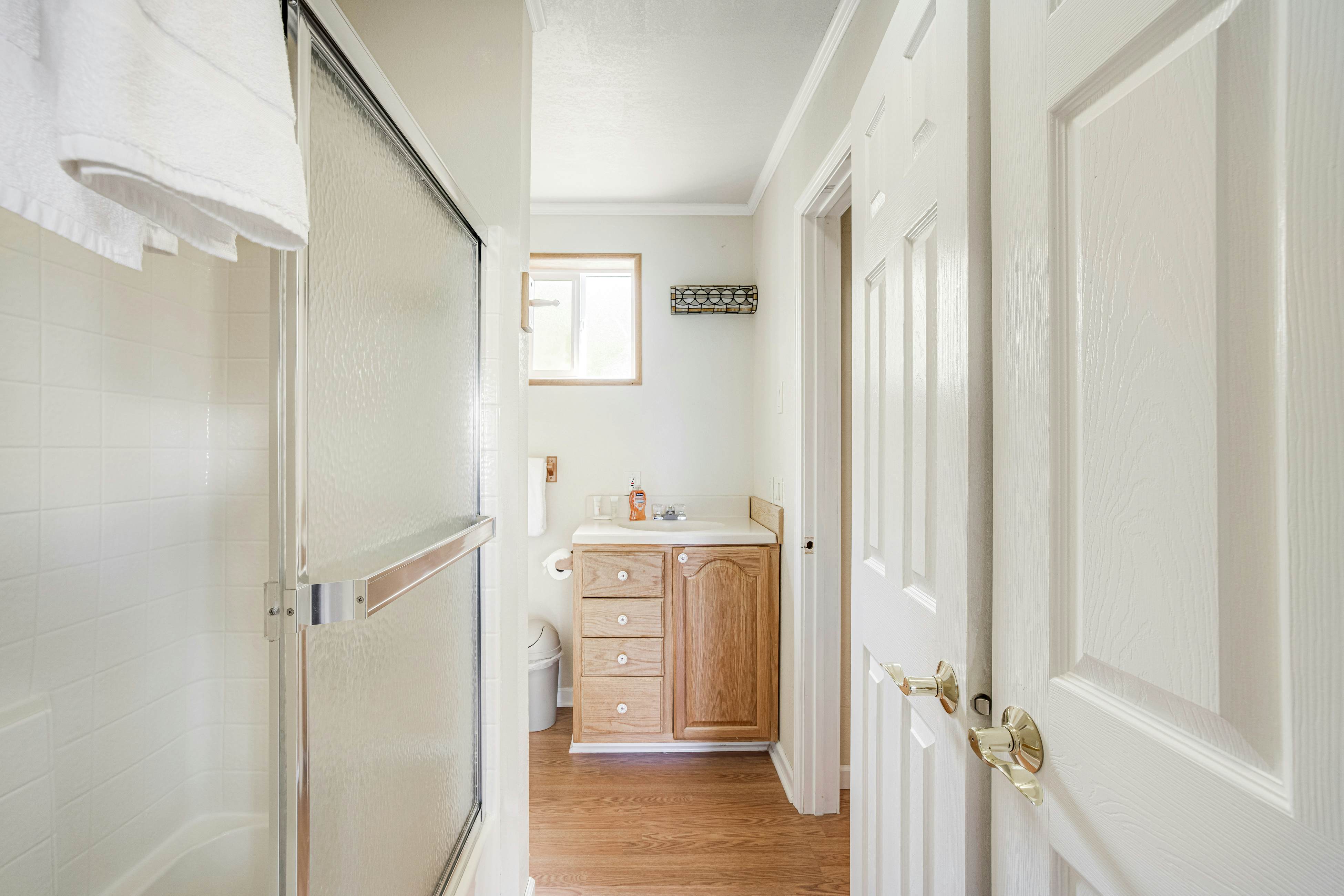 Welcoming Condo with Ocean Views and Private Hot Tub - Short Walk to the Beach