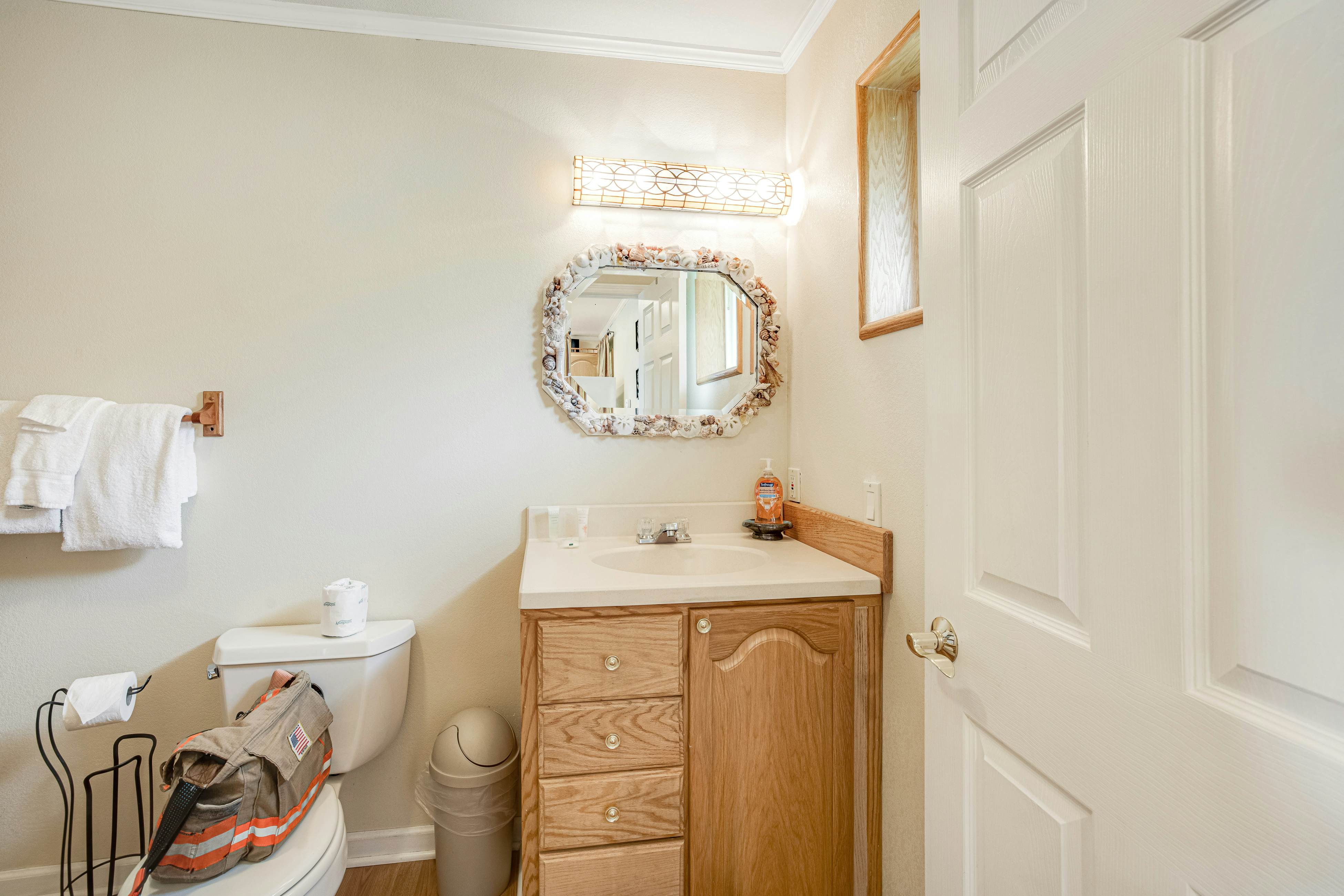 Welcoming Condo with Ocean Views and Private Hot Tub - Short Walk to the Beach