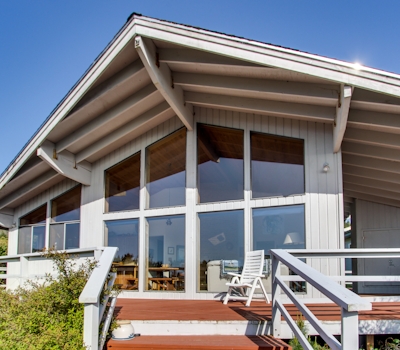 Dog Friendly house with ocean view private hot tub wall of windows