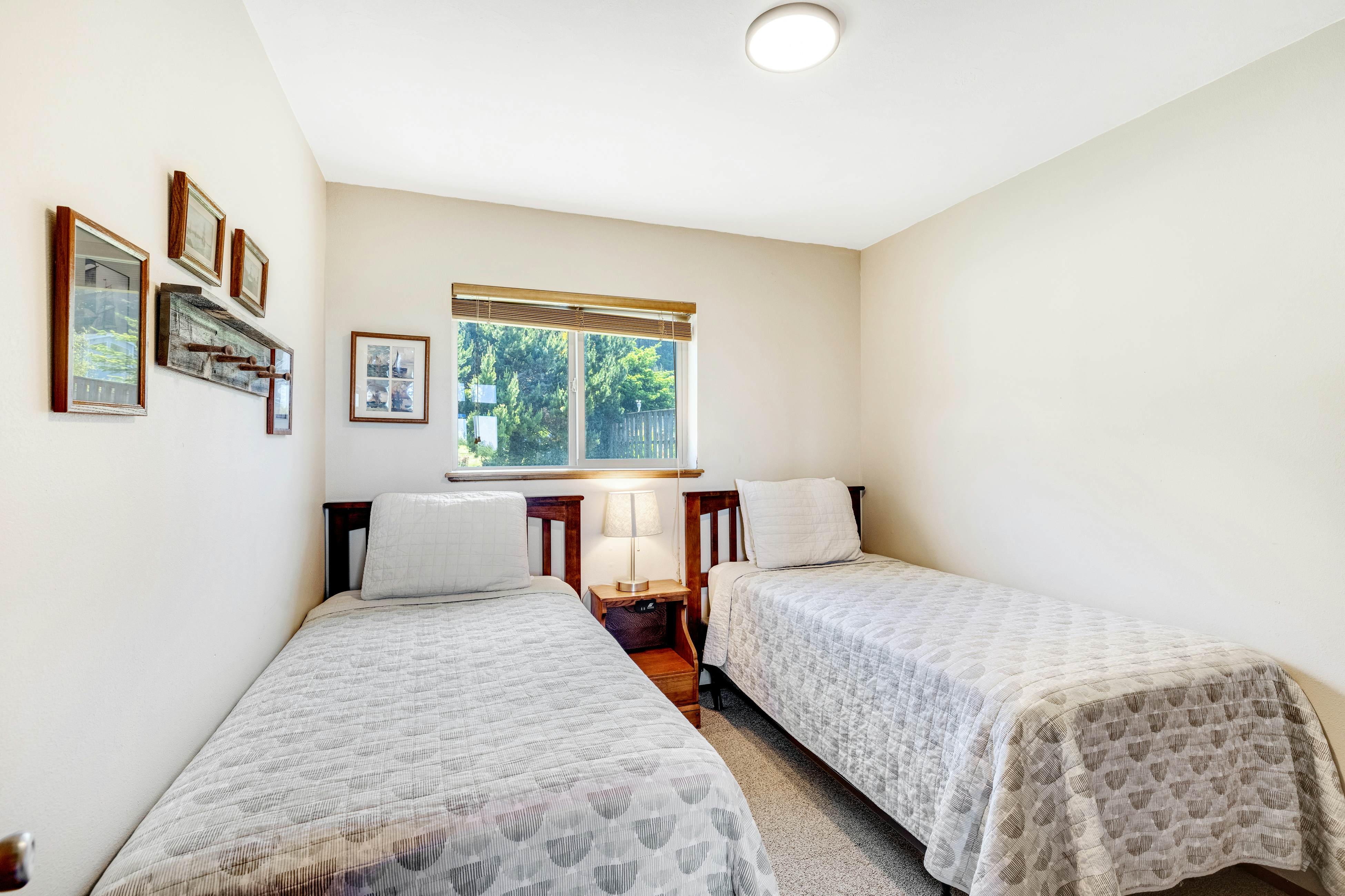 Dog-Friendly house with ocean view, private hot tub, wall-of-windows