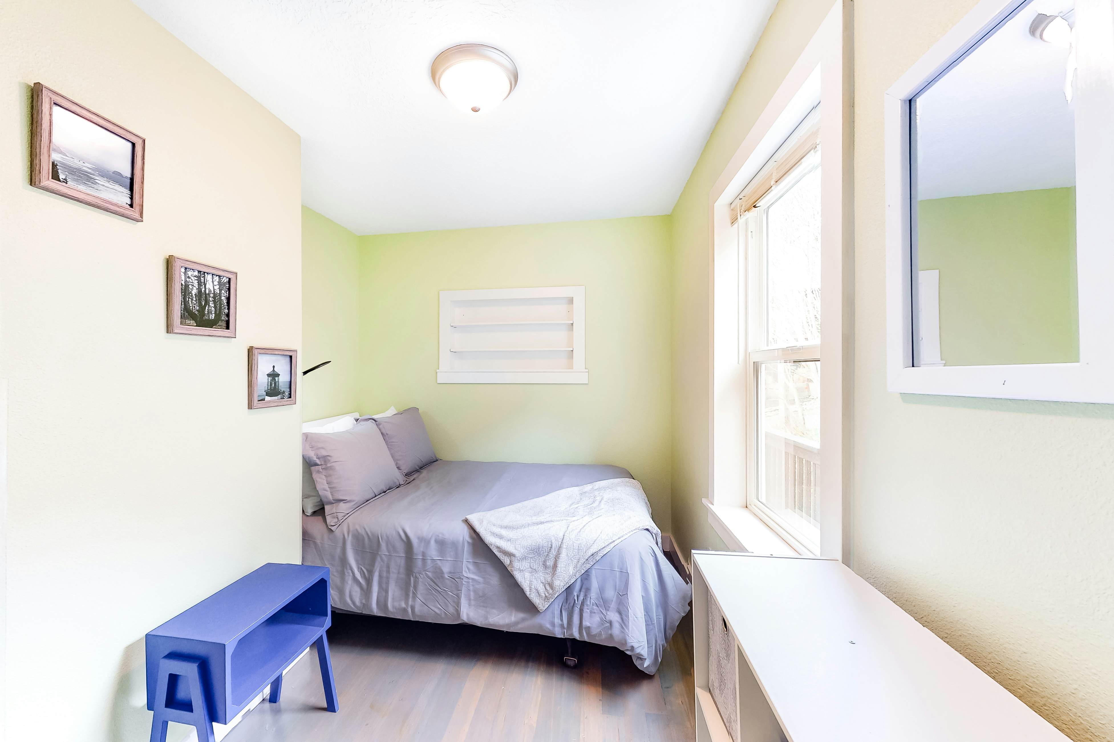 Charming Ocean View Home w/ Free WiFi & Private Washer/Dryer - Dogs Welcome