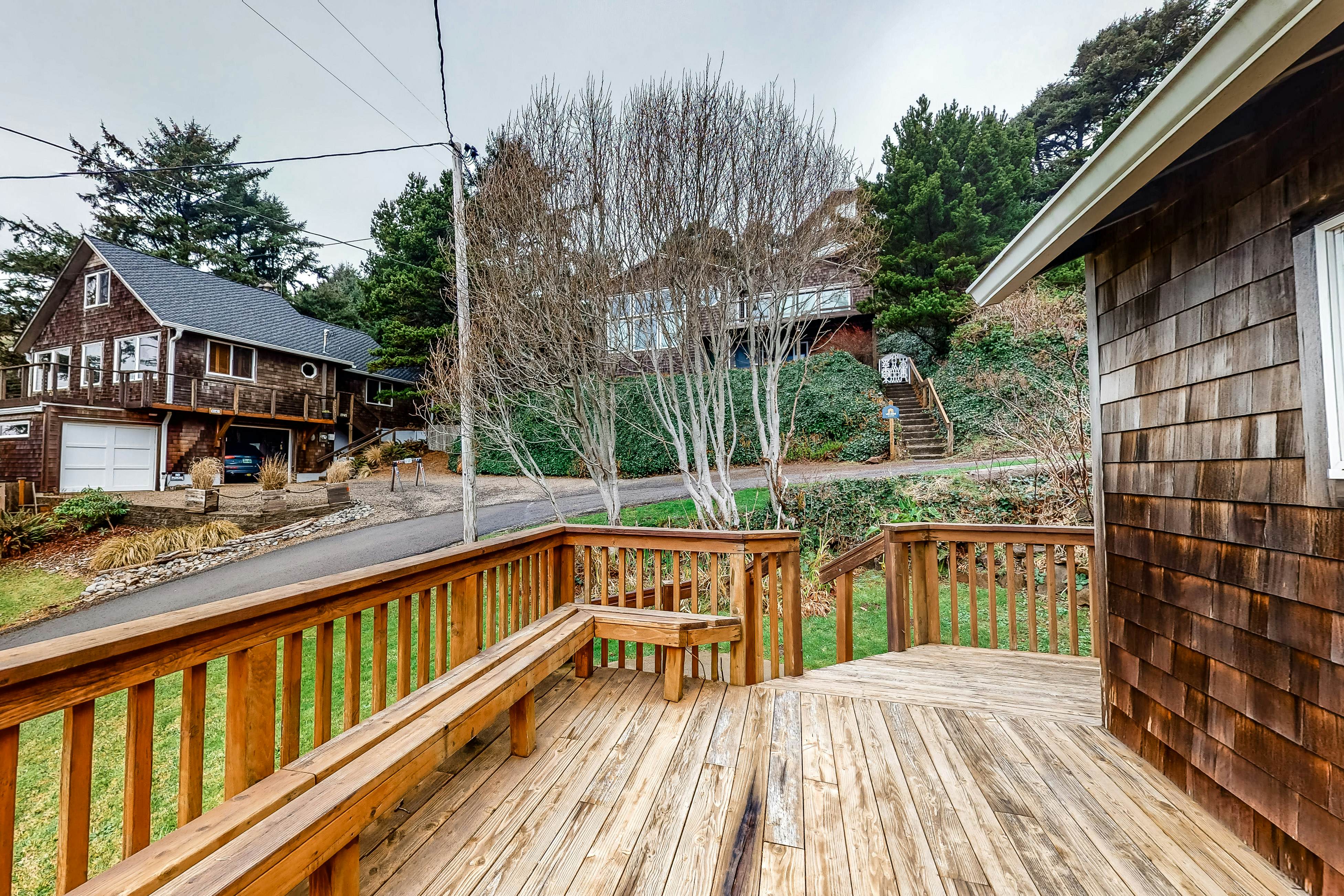 Charming Ocean View Home w/ Free WiFi & Private Washer/Dryer - Dogs Welcome