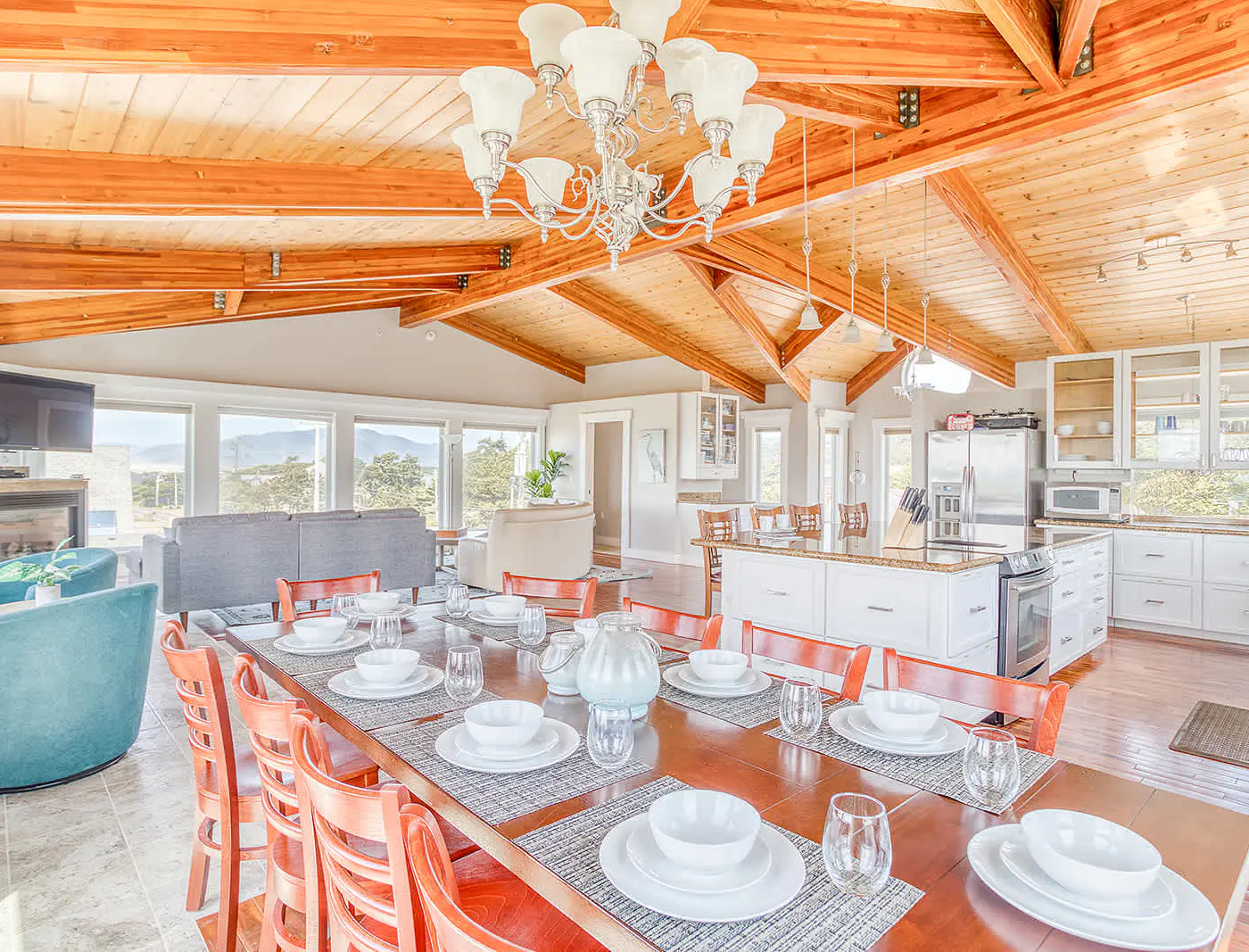 Elegant home with sauna private hot tub and ocean views accessible by elevator