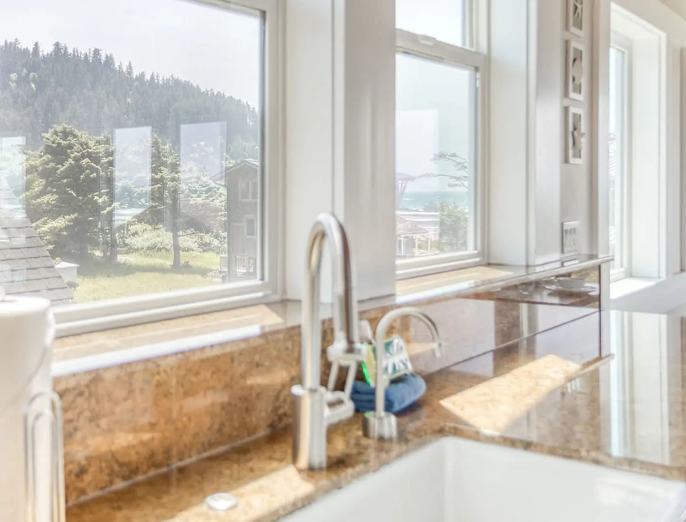 Elegant home with sauna private hot tub and ocean views accessible by elevator