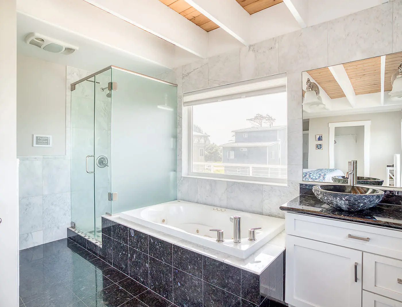 Elegant home with sauna private hot tub and ocean views accessible by elevator