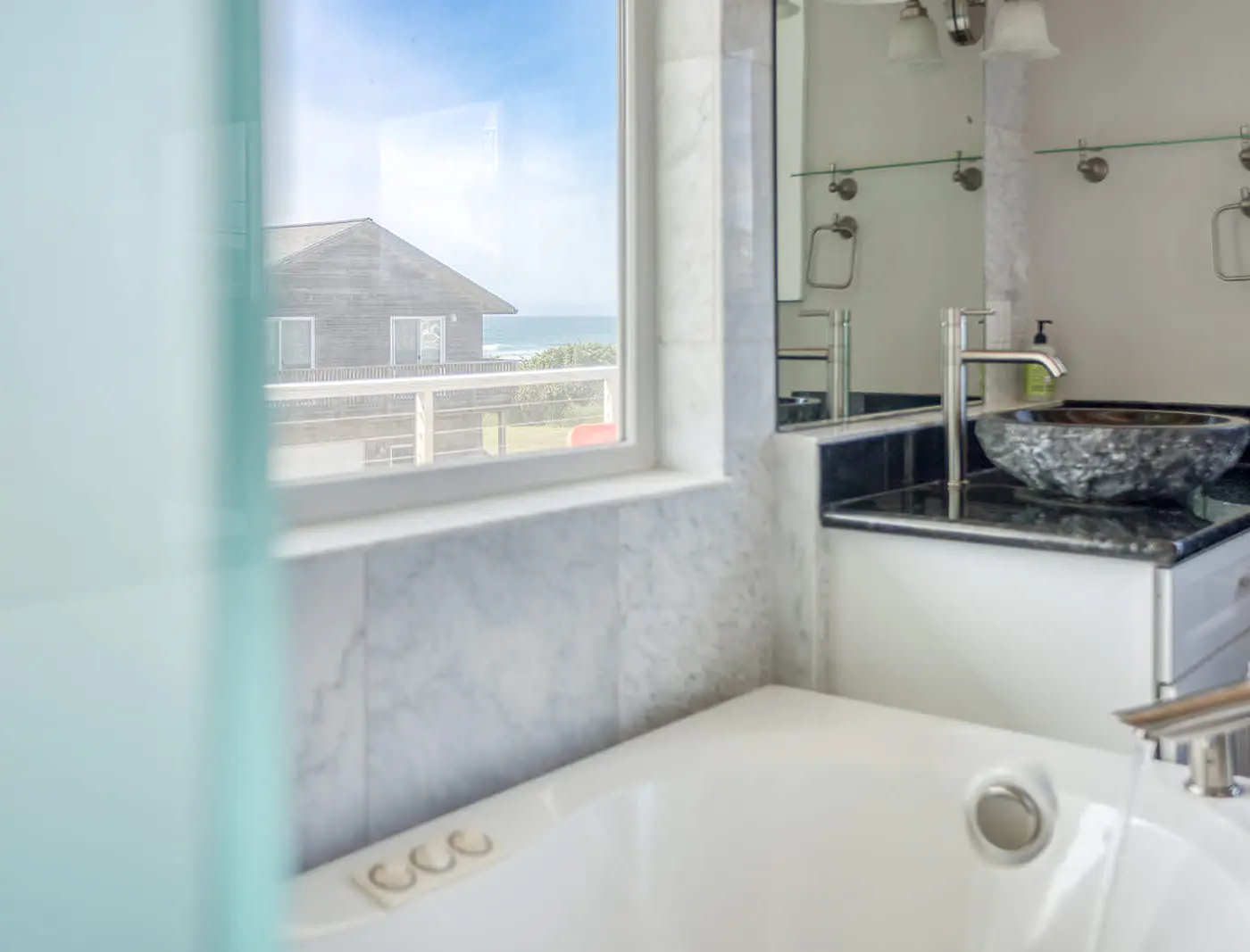 Elegant home with sauna private hot tub and ocean views accessible by elevator