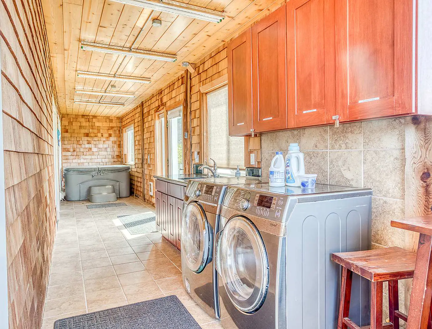 Elegant home with sauna private hot tub and ocean views accessible by elevator