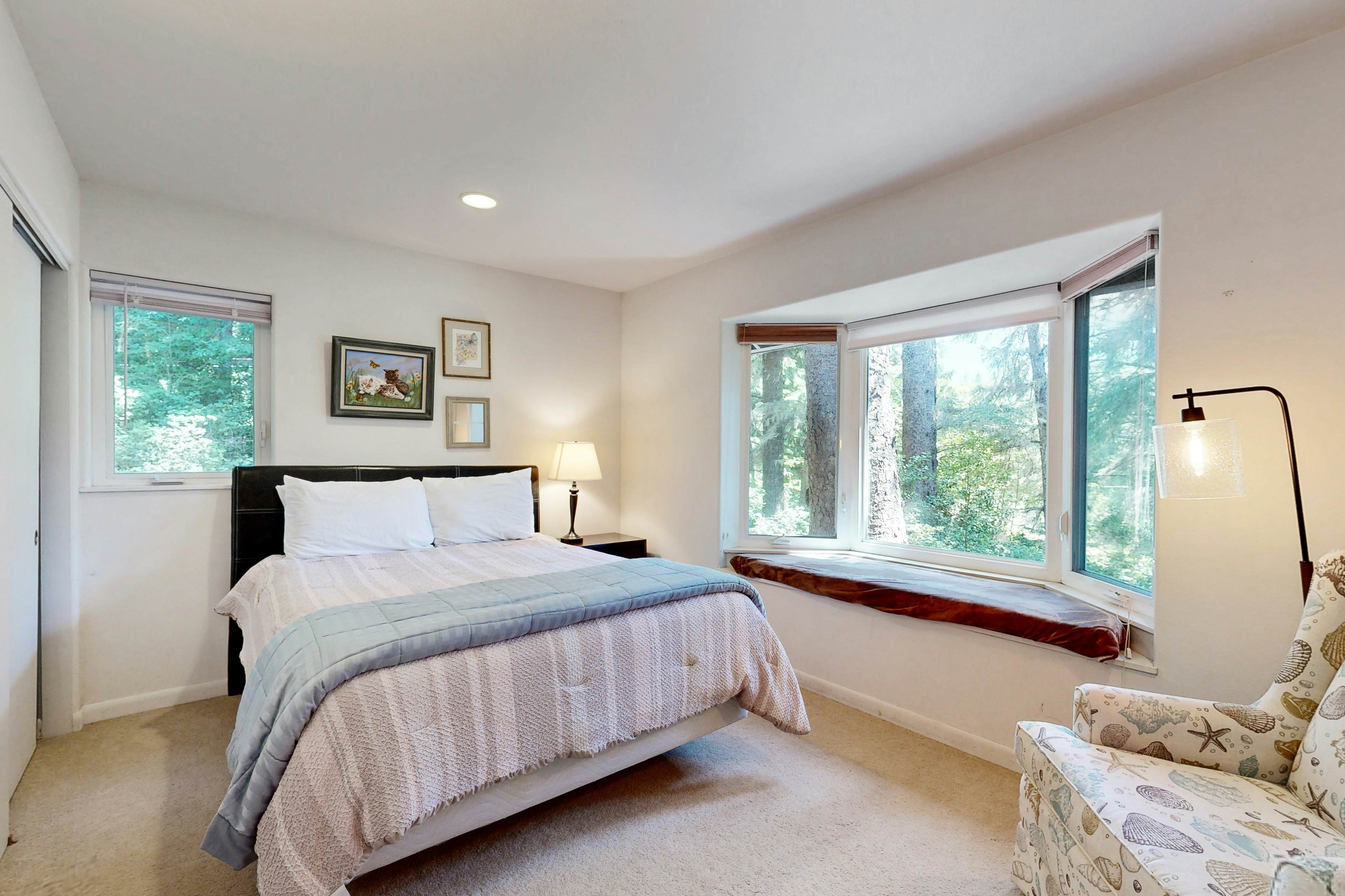 Custom dog-friendly home with Netarts Bay views - includes a separate casita