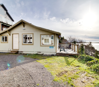 Bright Oceanfront Home with Stunning Pacific and Bay Views Near Town
