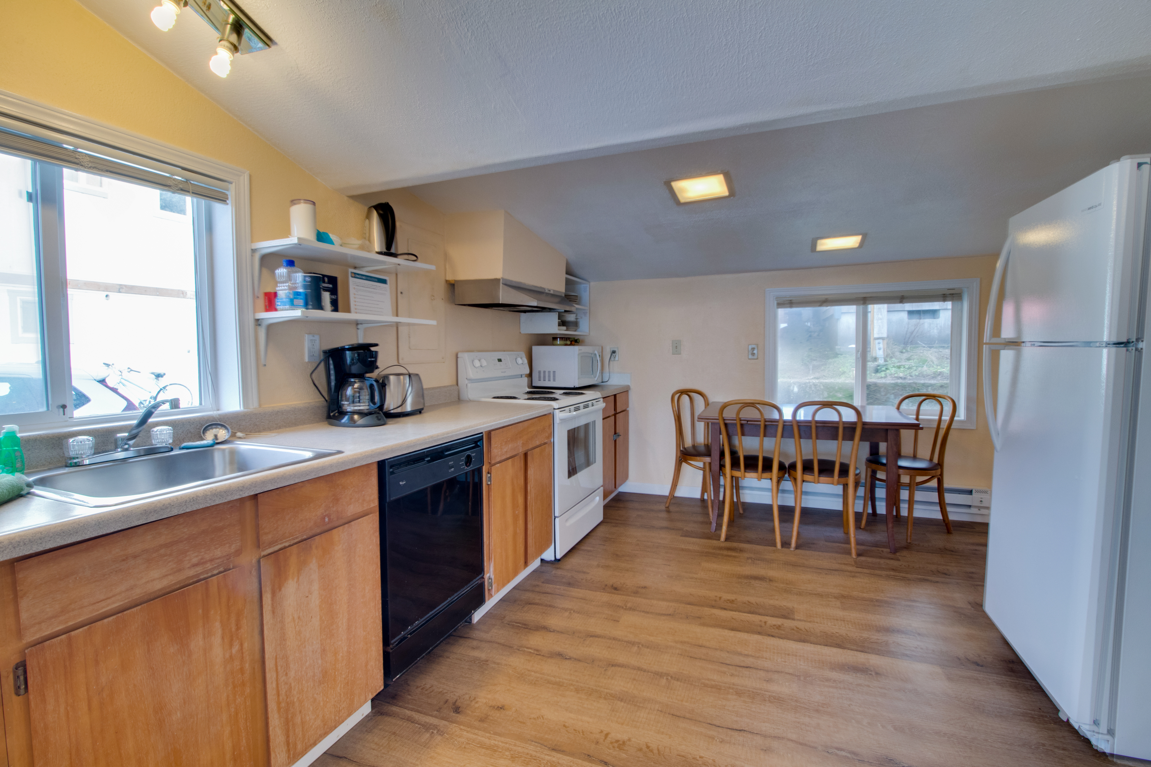 Bright Oceanfront Home with Stunning Pacific and Bay Views Near Town