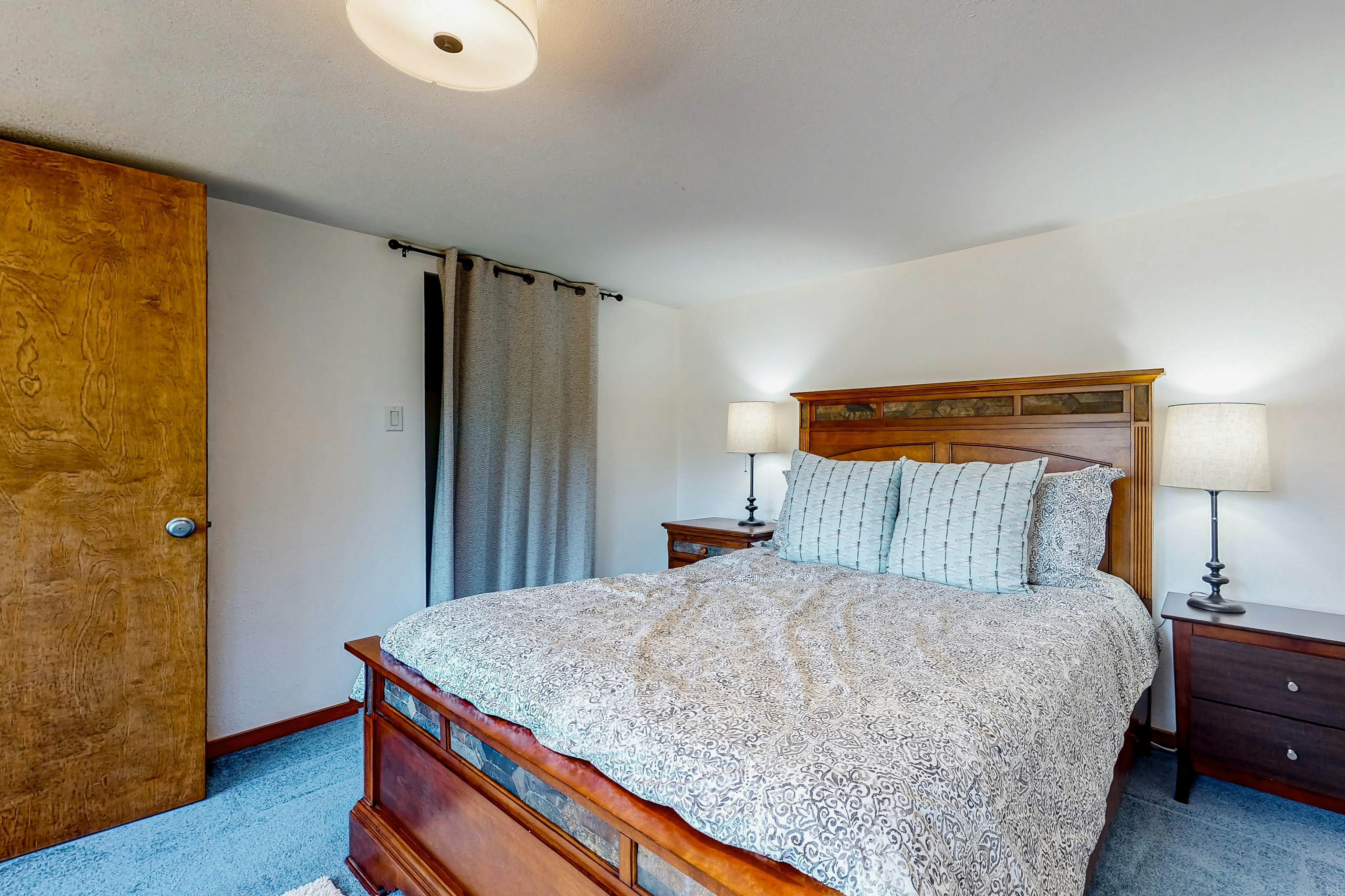 Ocean-view dog-friendly home with hot tub, large lawn, home office, & Ping-Pong