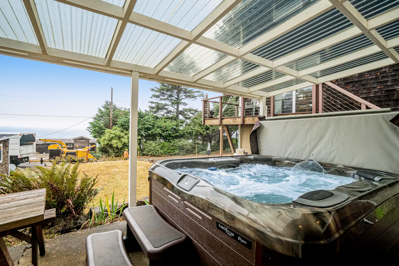 Photo inspiration: Cozy Dog Friendly Home With Ocean Views A Private Hot Photo Inspiration
