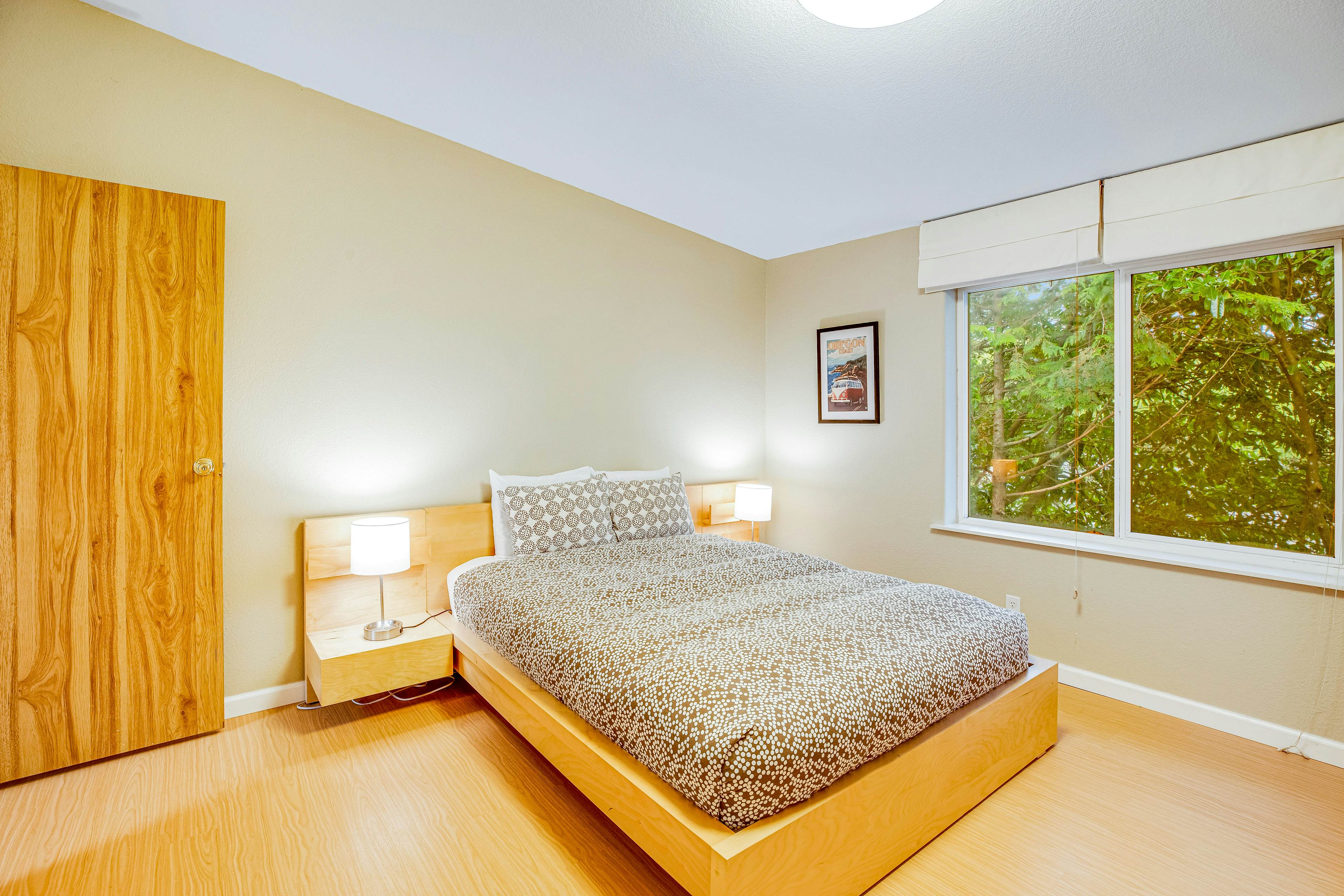 Dog-friendly home with deck, grill, firepit, washer/dryer & WiFi - walk to beach