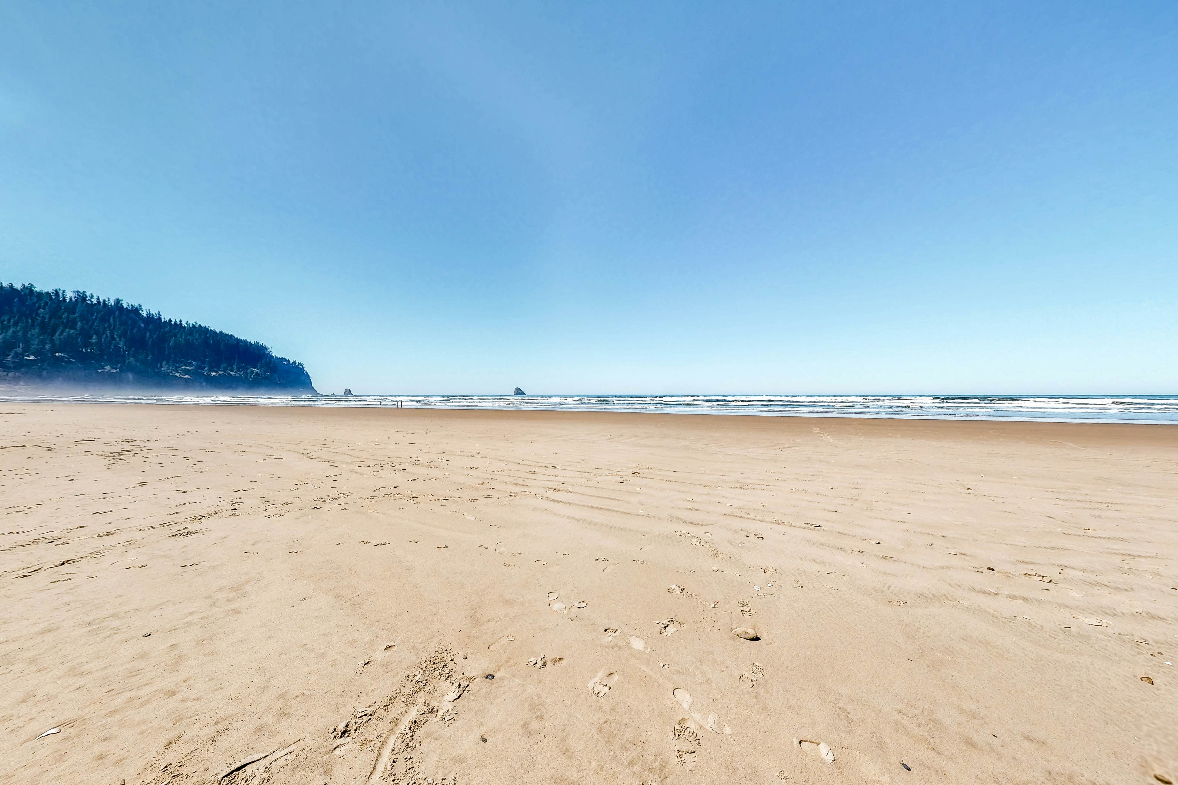 Dog-Friendly Coastal Retreat w/ Water Views, Deck, Private Hot Tub & WiFi