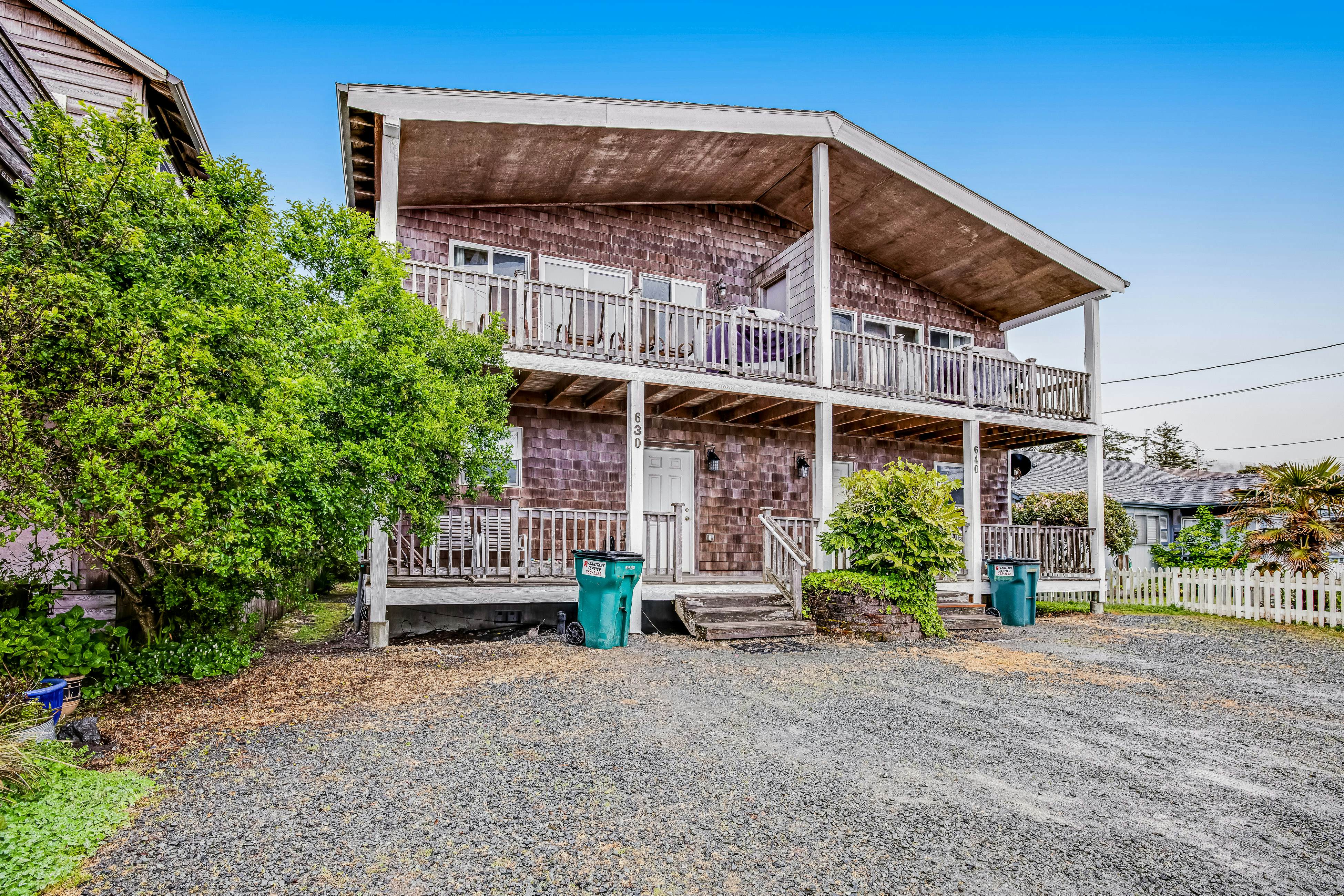 Just Across Street from Beach - Ocean Views & Bright Interior, Dog-friendly