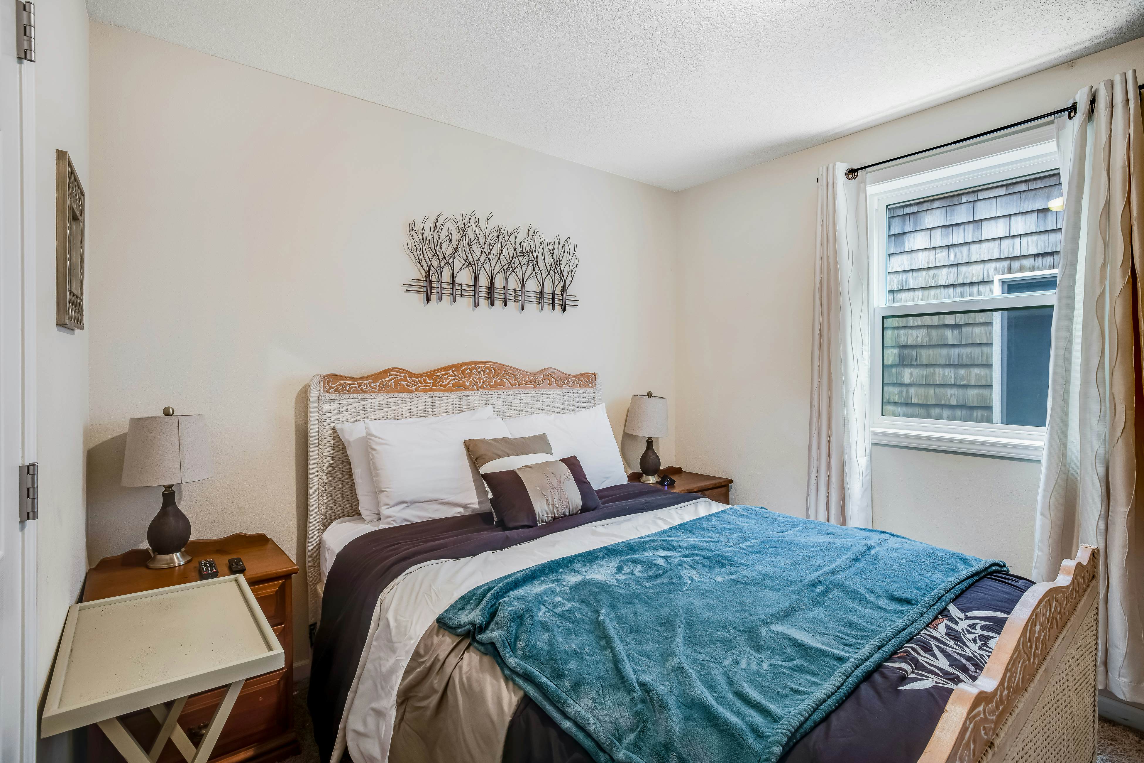 Just Across Street from Beach - Ocean Views & Bright Interior, Dog-friendly