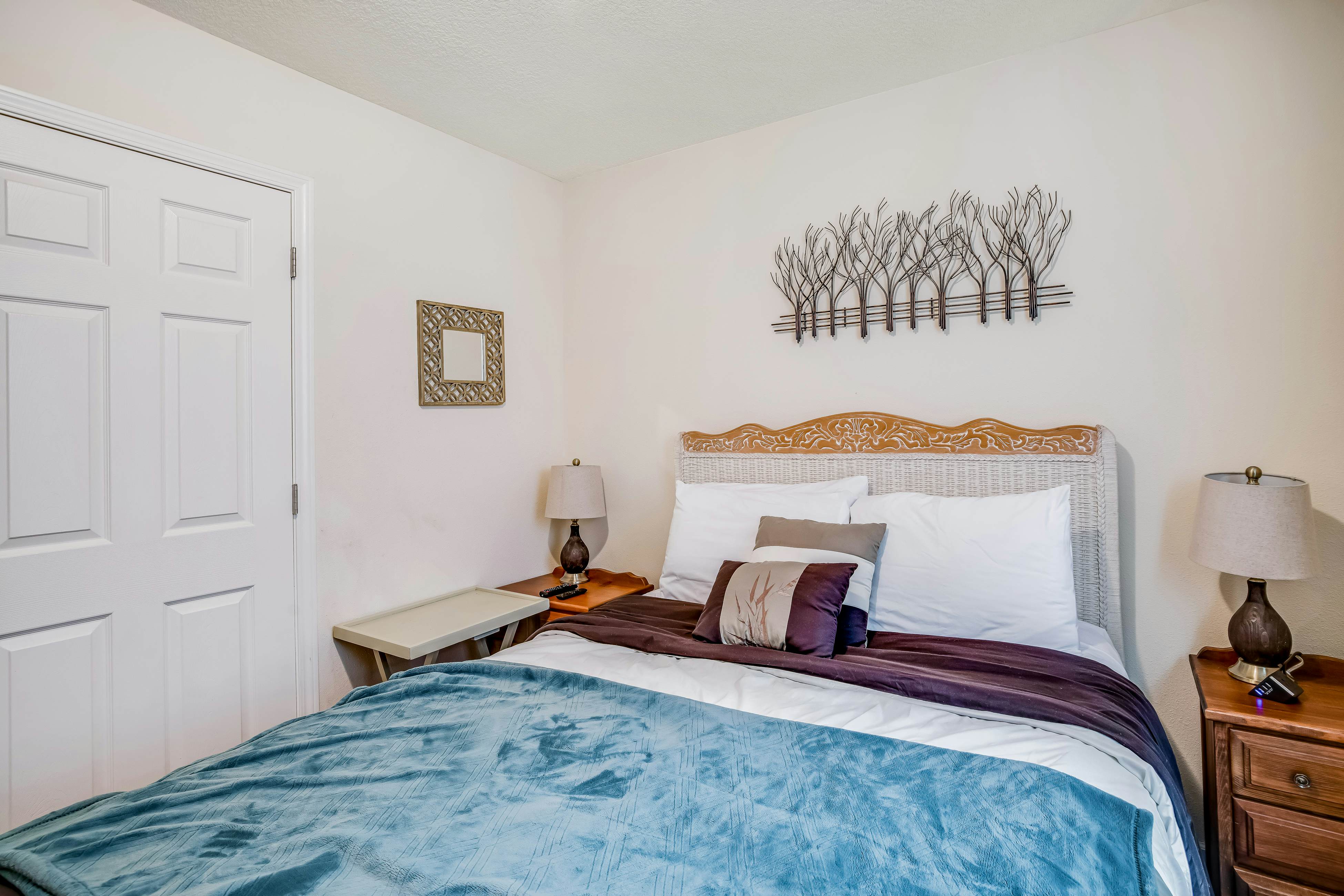 Just Across Street from Beach - Ocean Views & Bright Interior, Dog-friendly