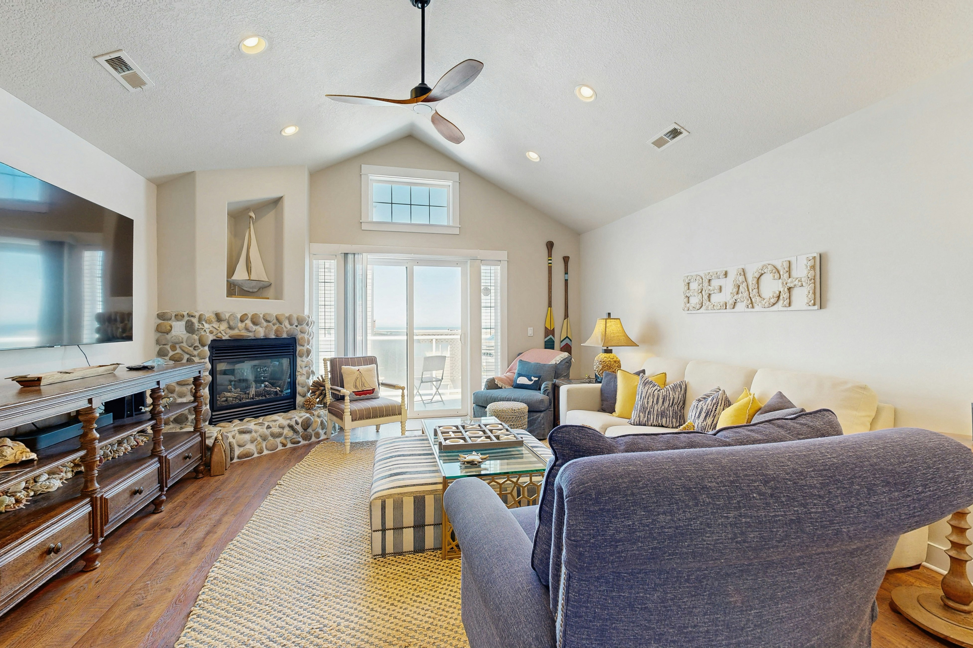 Three Story Beach Townhouse with Ocean View Fireplace Gas Grill and Balcony