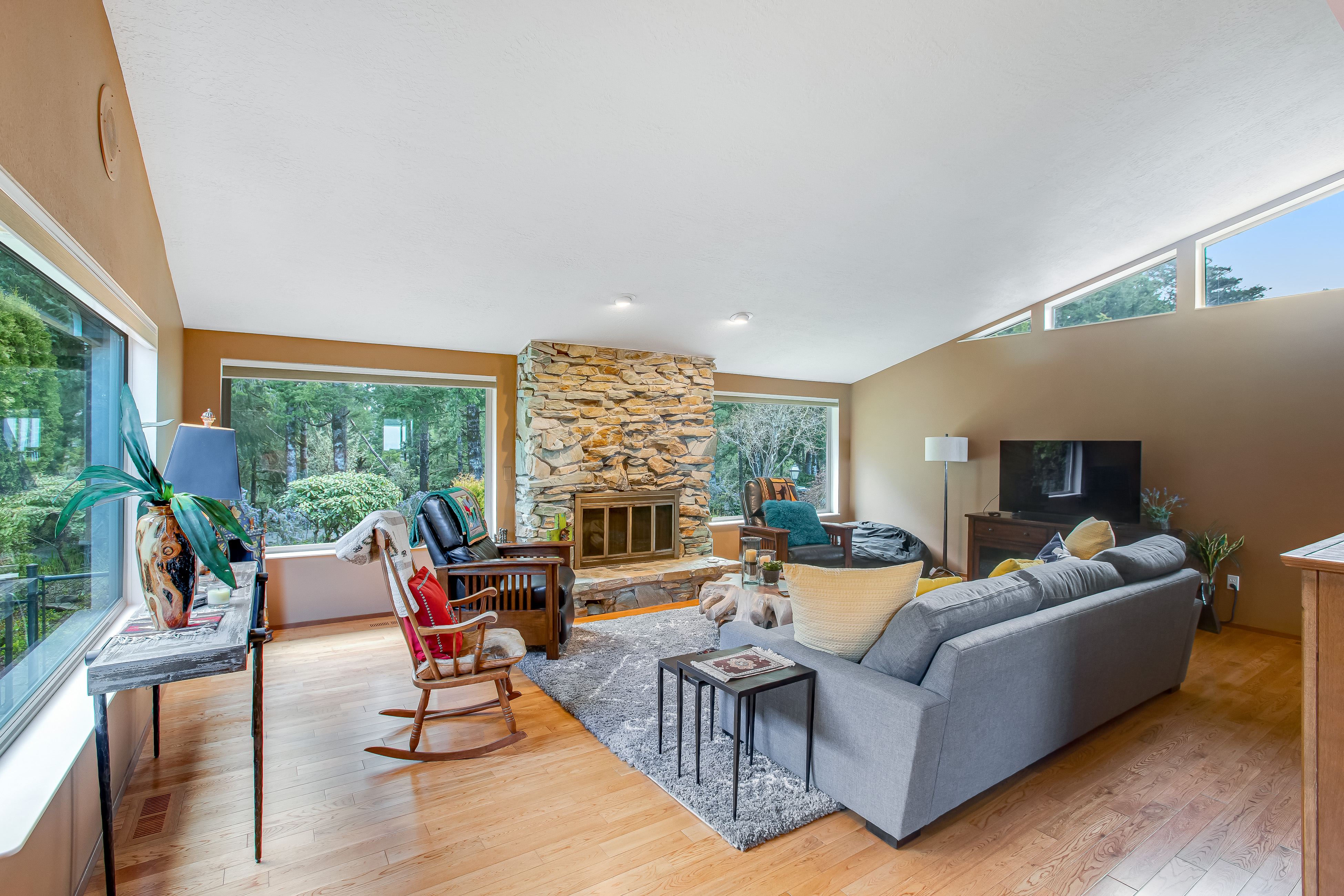 Exquisite Home with Top of the World Views Free WiFi Washer Dryer