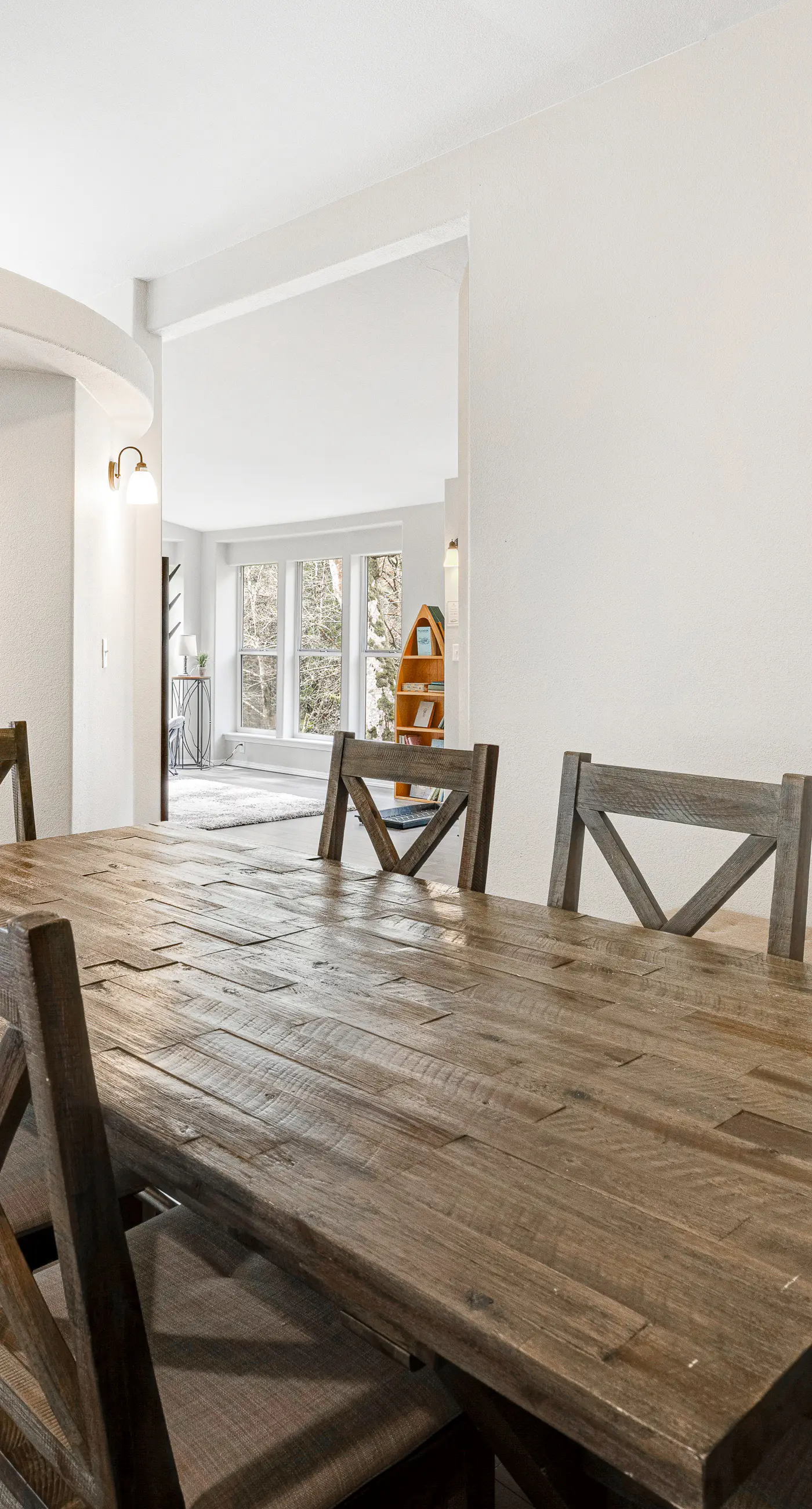 Dog friendly waterfront home on the Wilson River with great views deck and WiFi