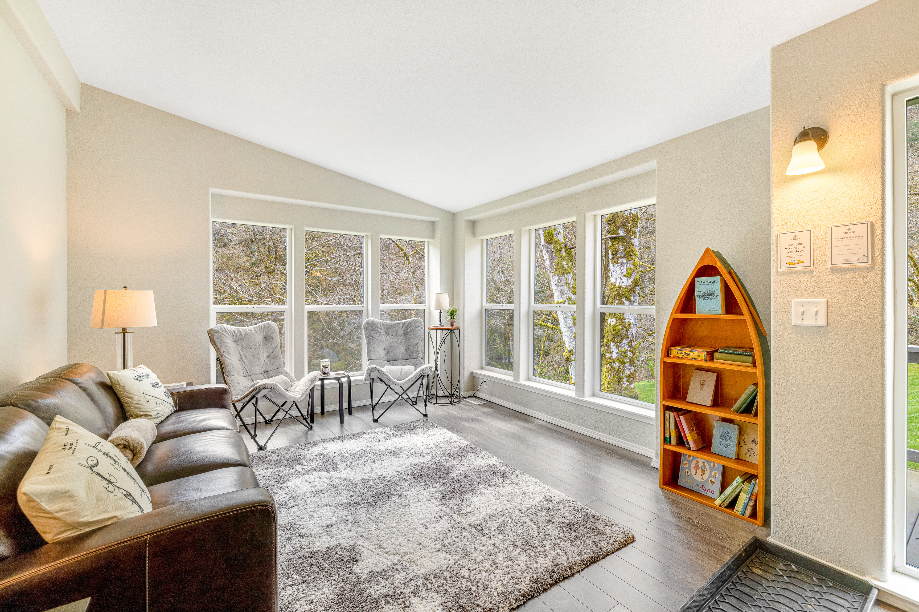 Dog friendly waterfront home on the Wilson River with great views deck and WiFi