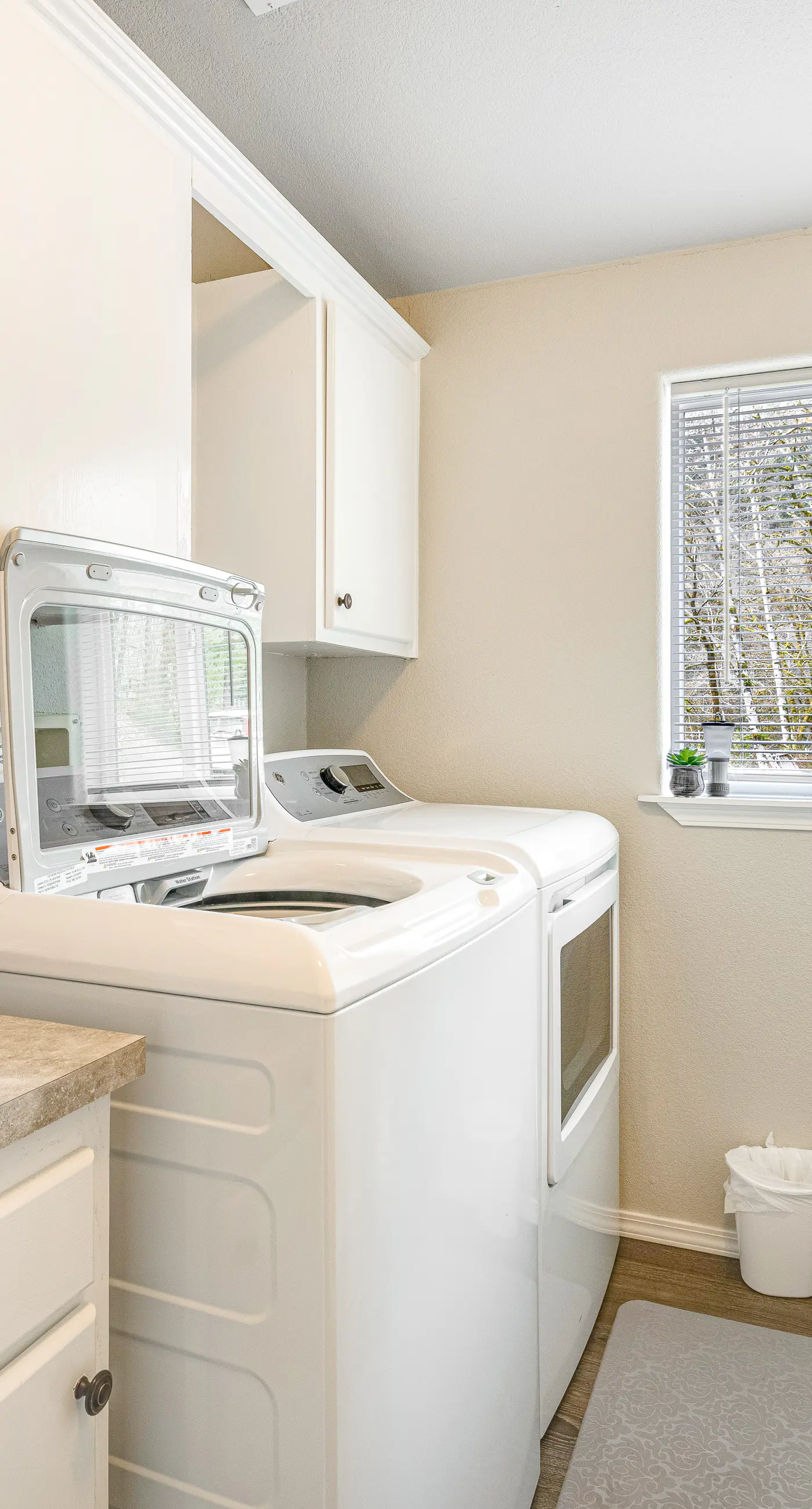 Dog friendly waterfront home on the Wilson River with great views deck and WiFi