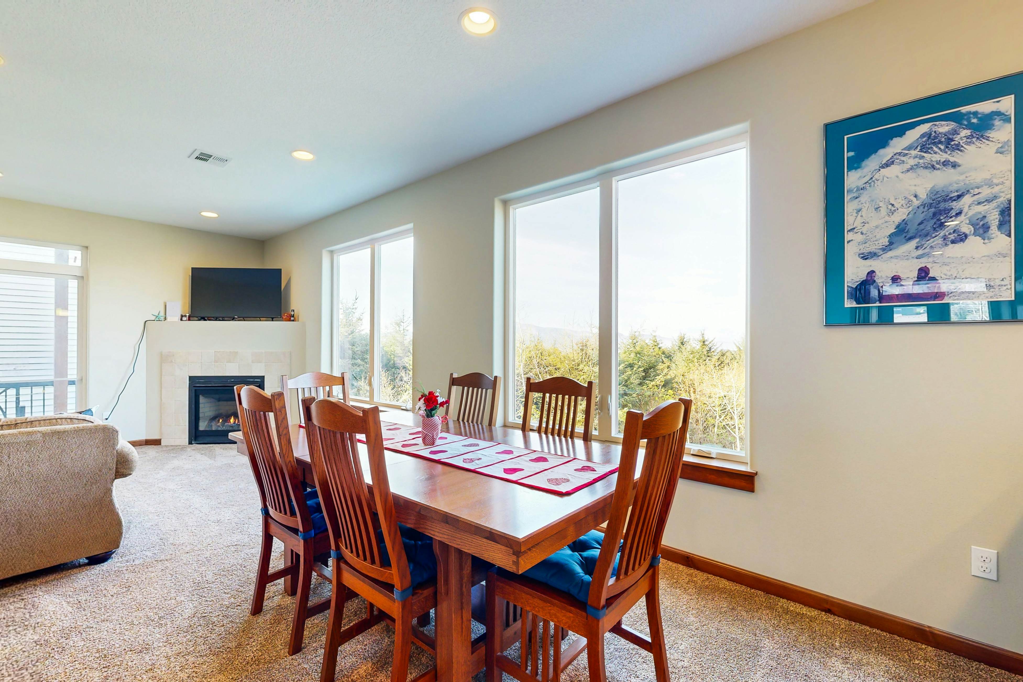 Comfortable home with ocean views with private hot tub deck fireplace WiFi