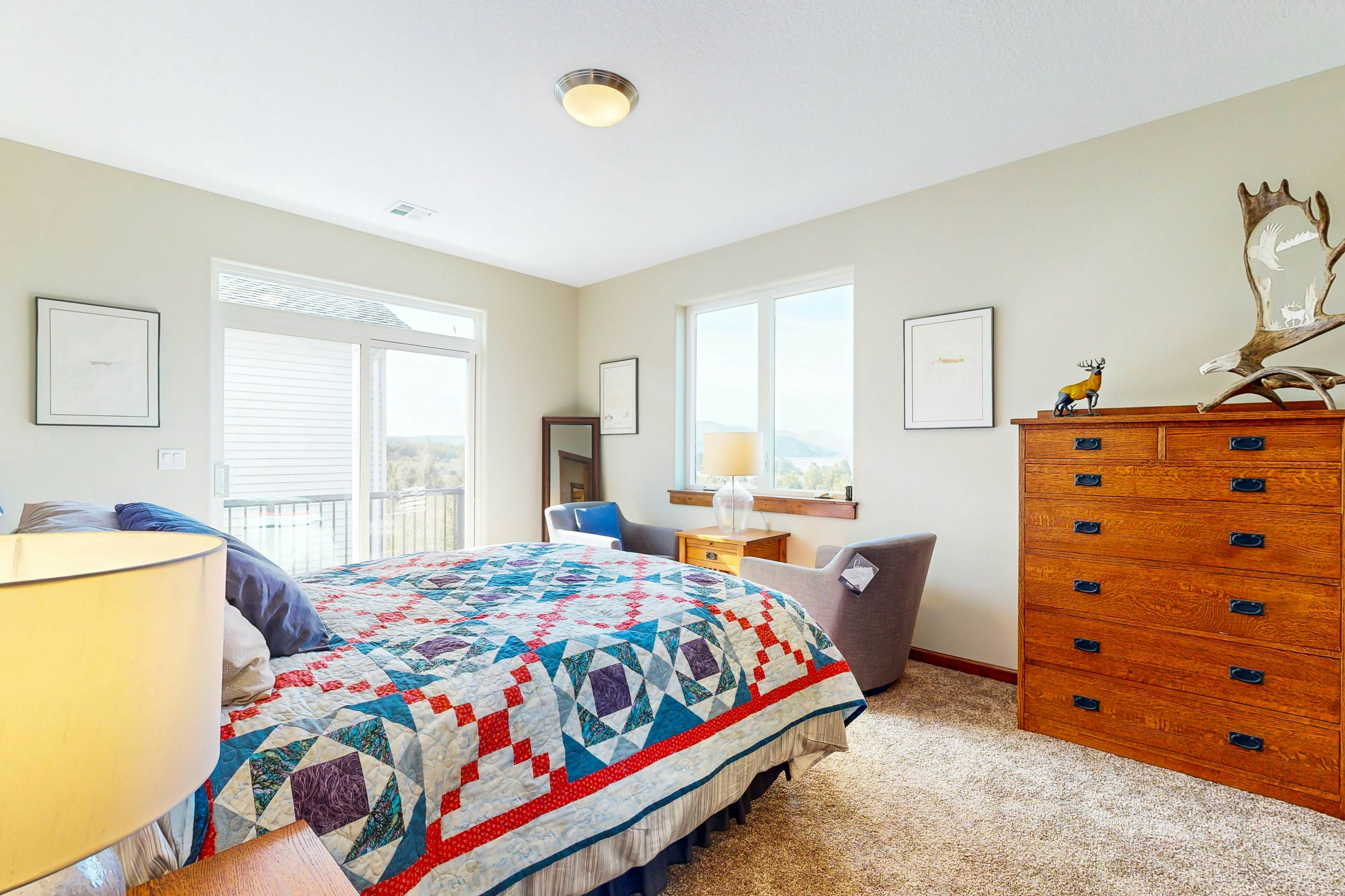 Comfortable home with ocean views with private hot tub deck fireplace WiFi