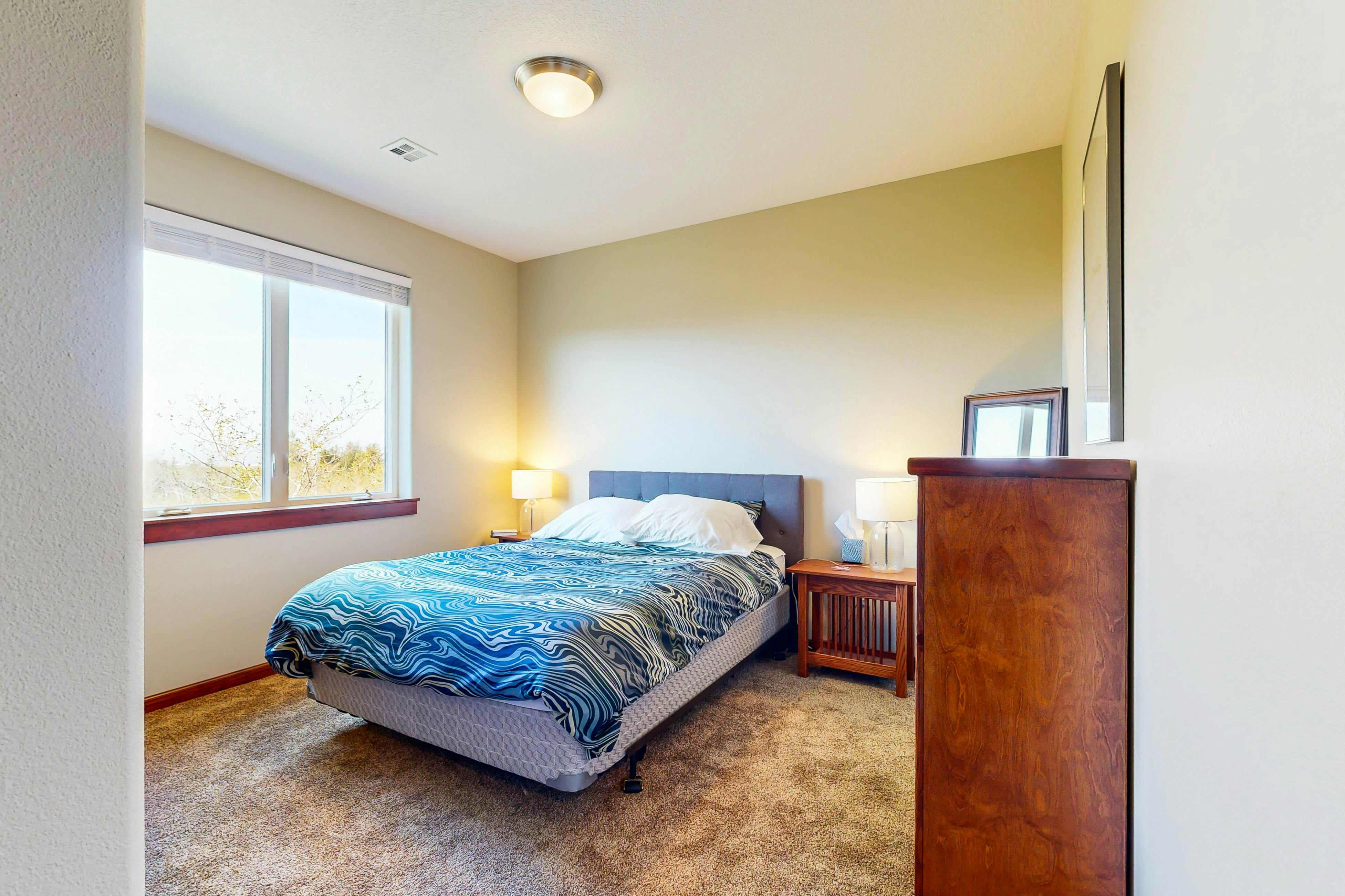 Comfortable home with ocean views with private hot tub deck fireplace WiFi