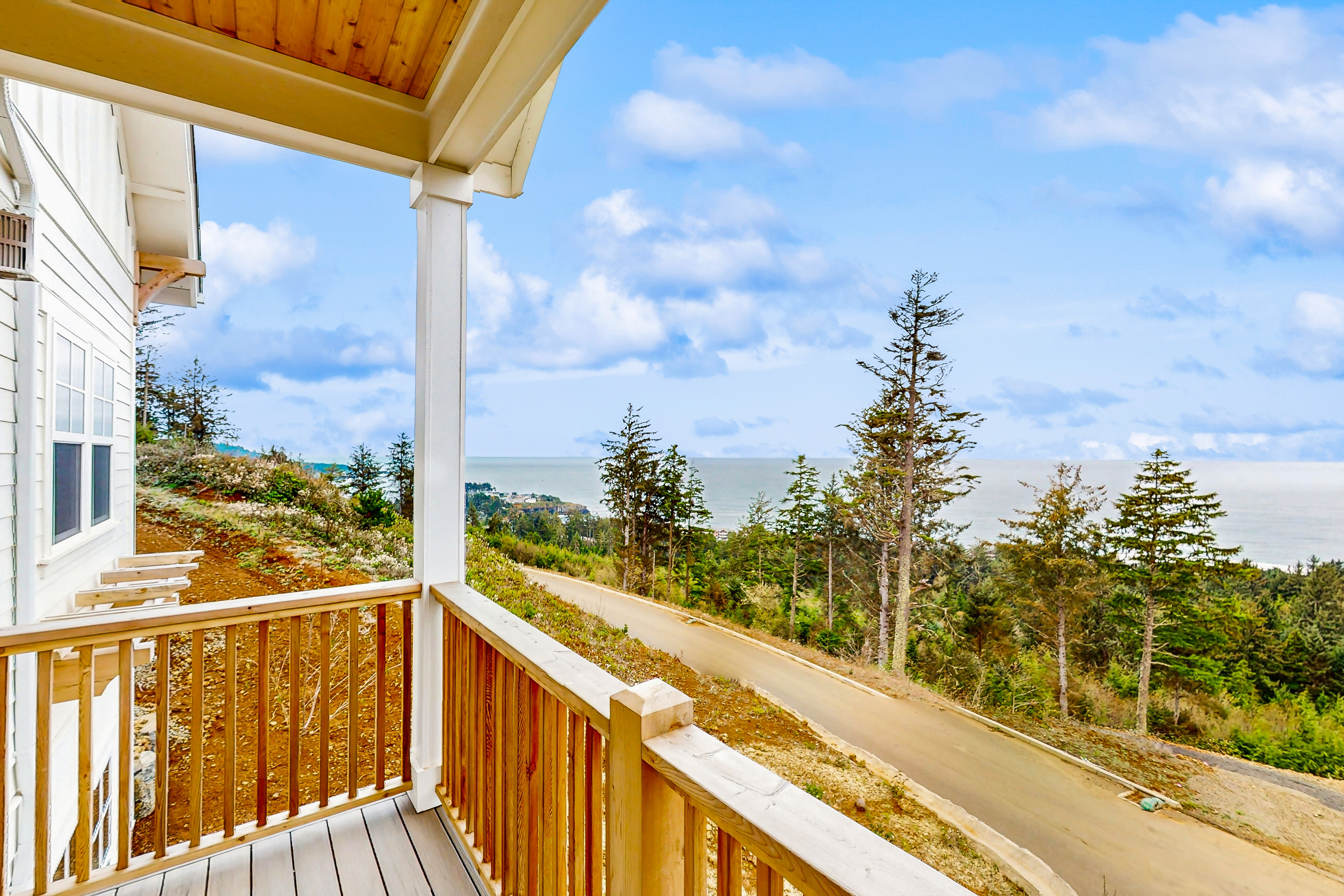 Family friendly home with ocean views private hot tub foosball table and gas grill