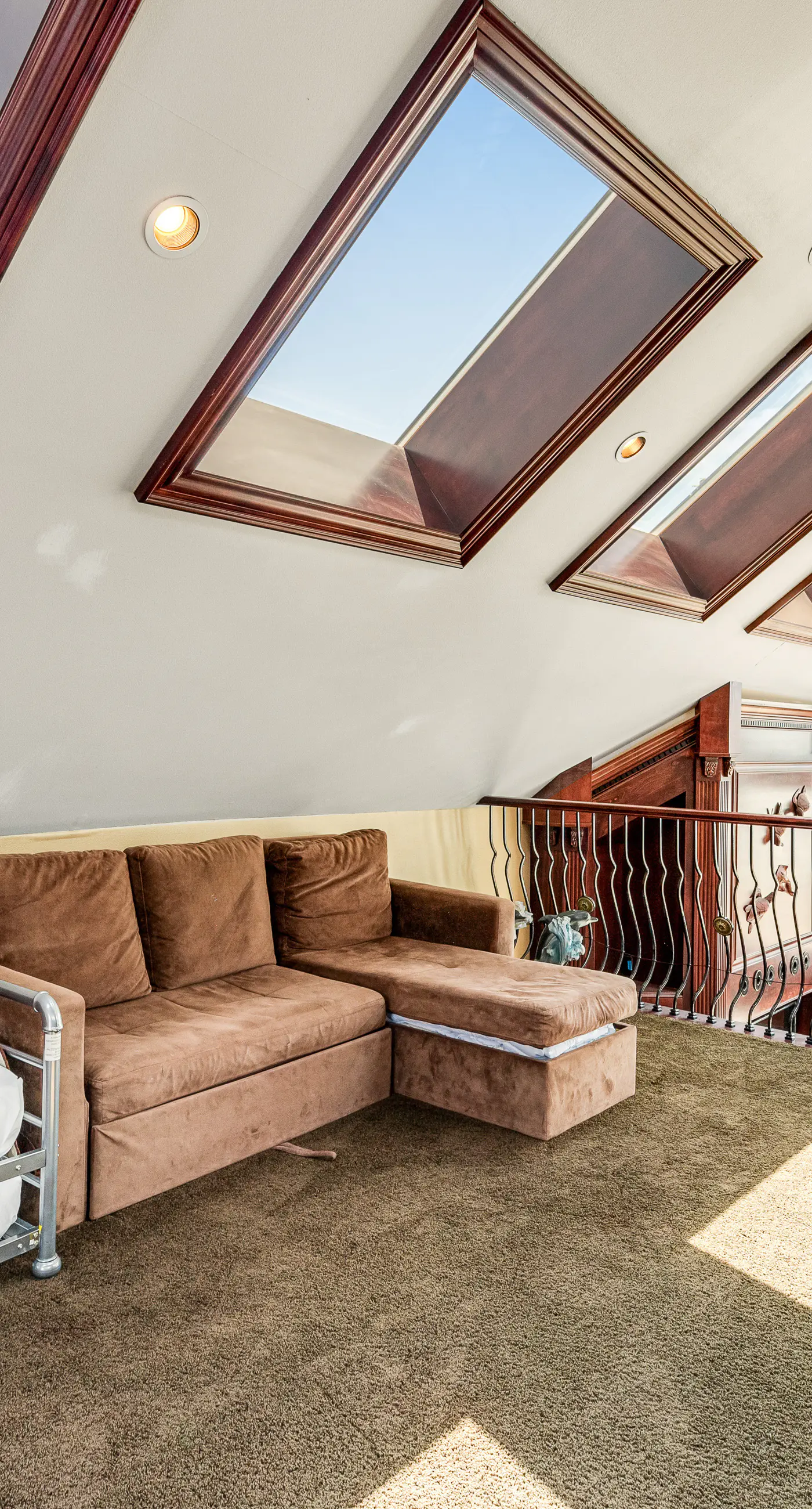 Oceanfront Villa with WiFi Private Hot Tub Balconies Beach Access and Game Room