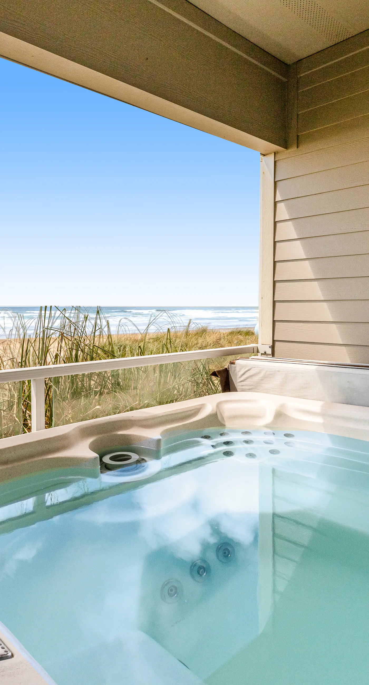 Oceanfront Villa with WiFi Private Hot Tub Balconies Beach Access and Game Room