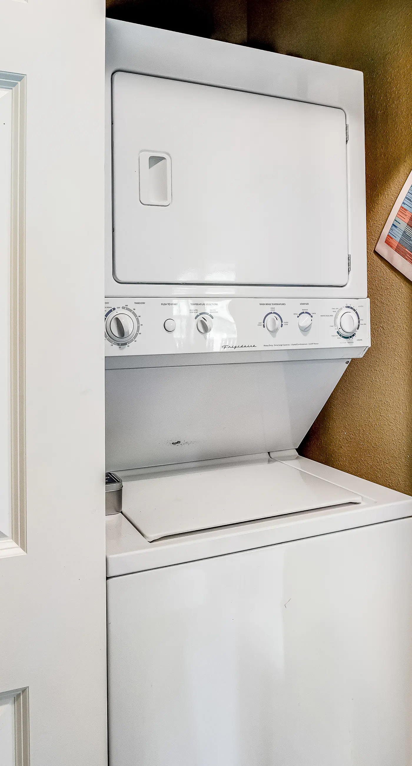 Cozy coastal retreat with deck grill firepit and WiFi walk to beach