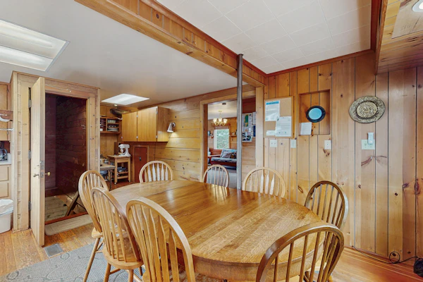 McKinnon's Beach House