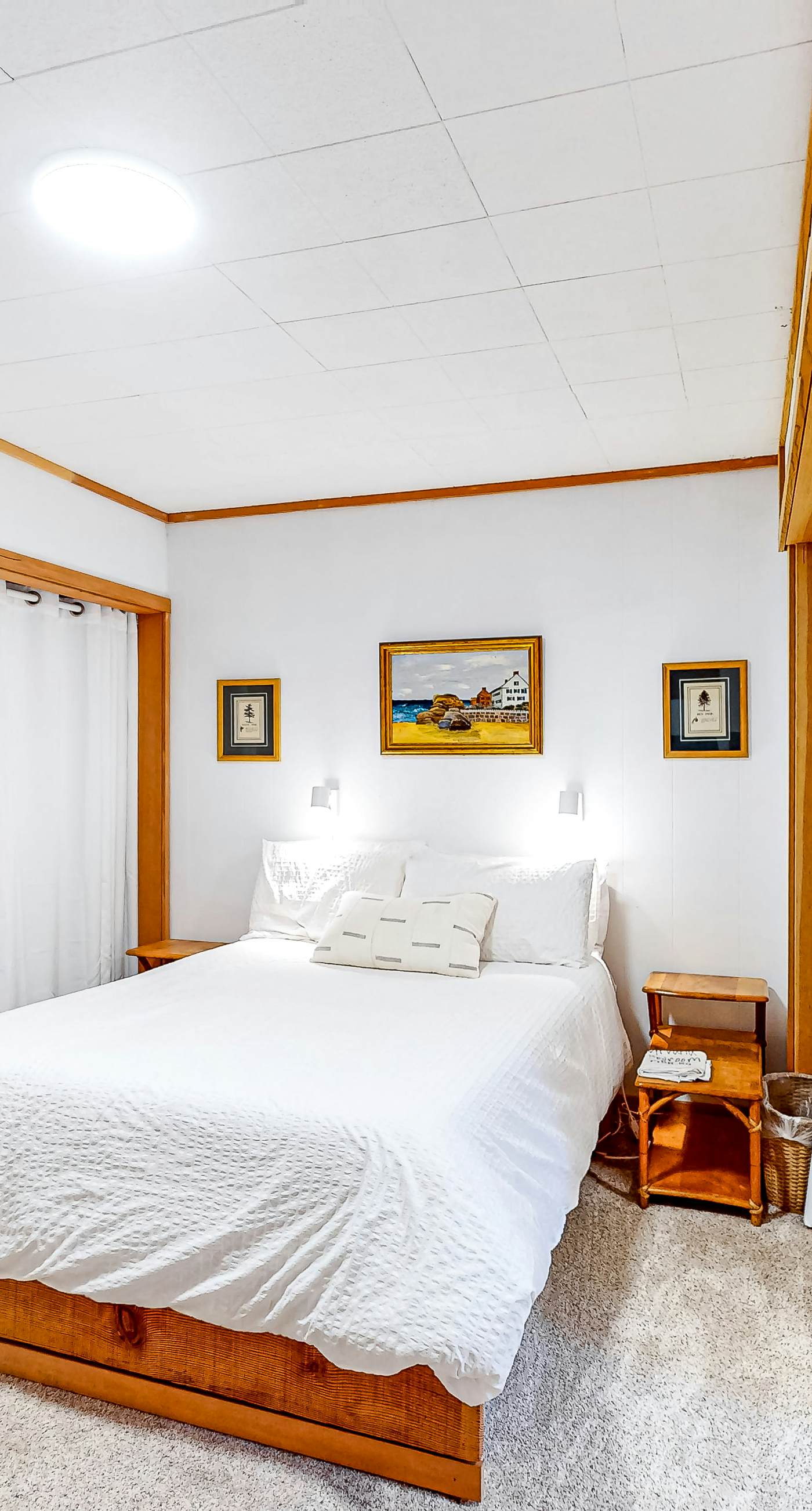 Delightful dog friendly home with bay views private hot tub and sauna