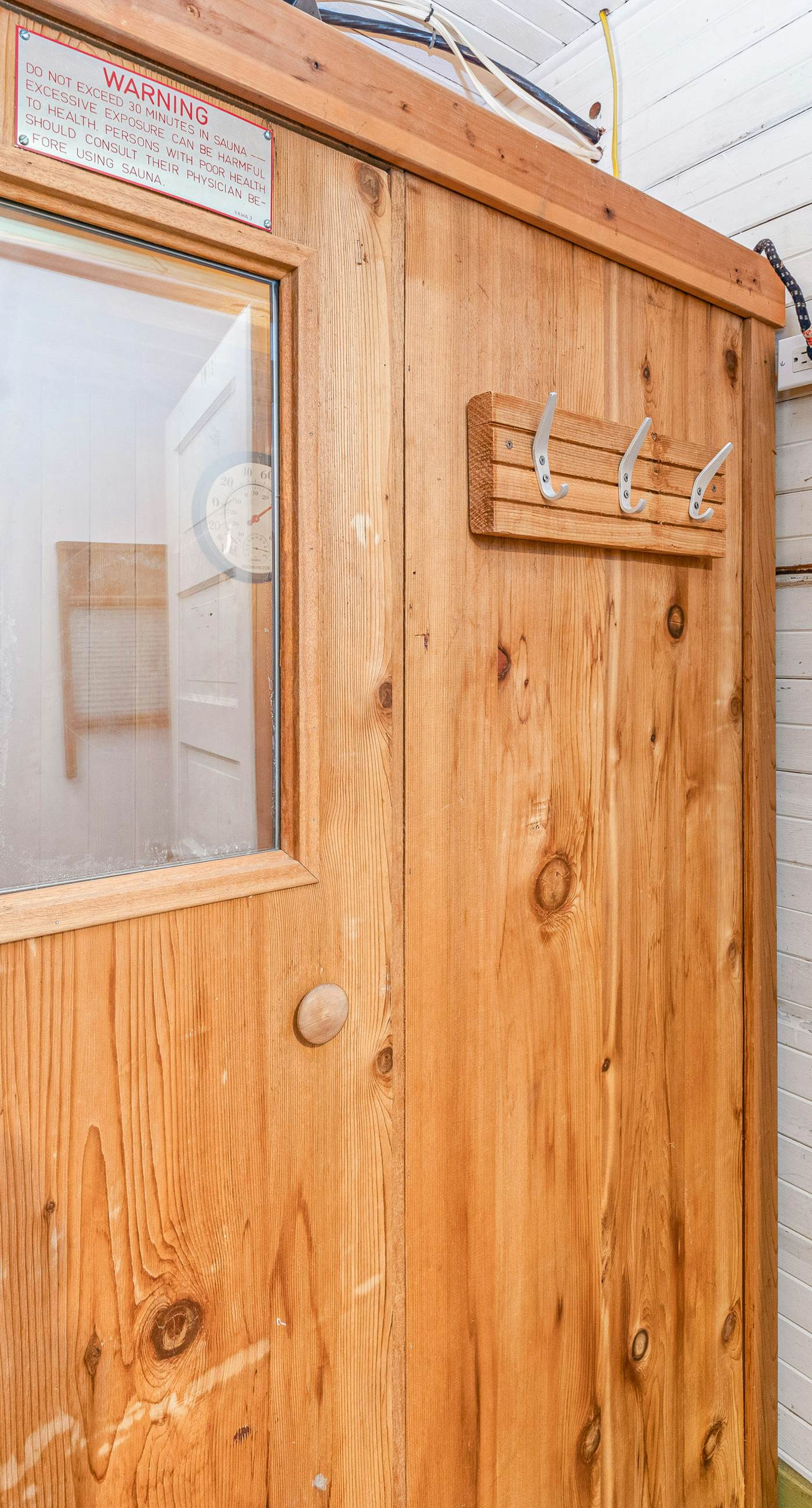 Delightful dog friendly home with bay views private hot tub and sauna