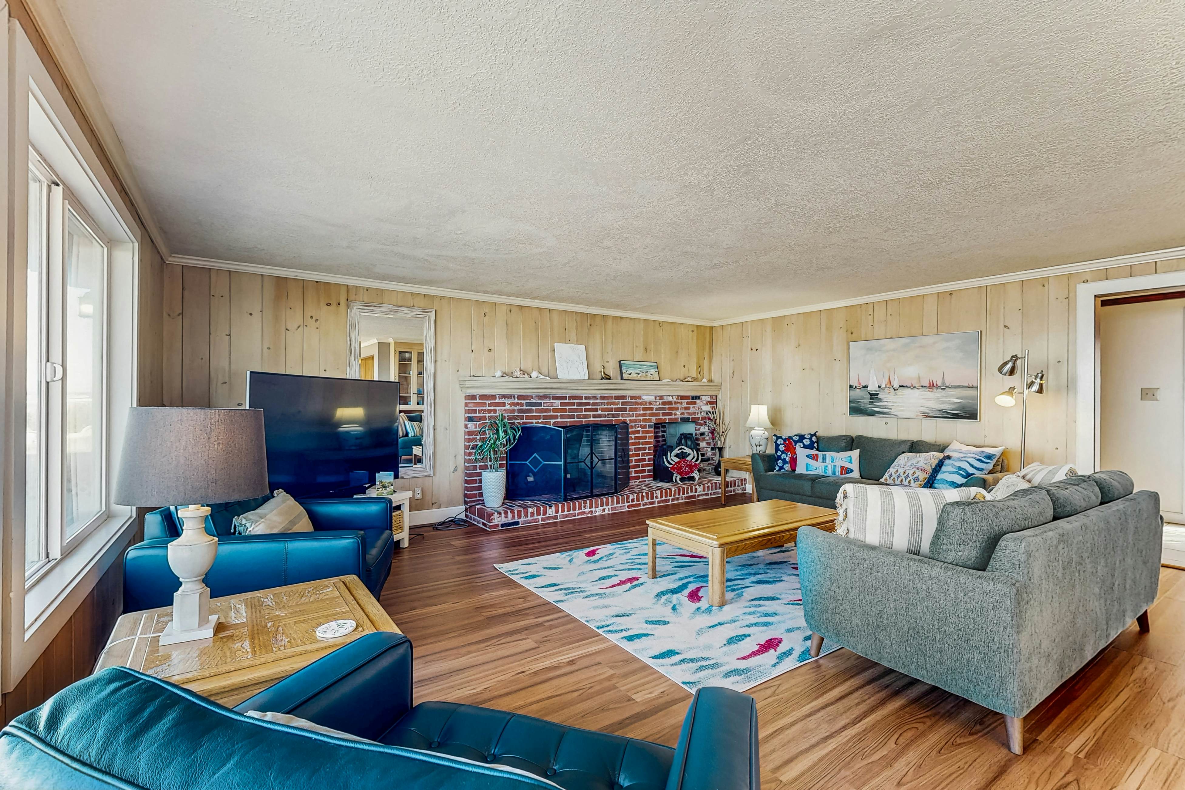 Oceanfront home with a washer dryer and beach access