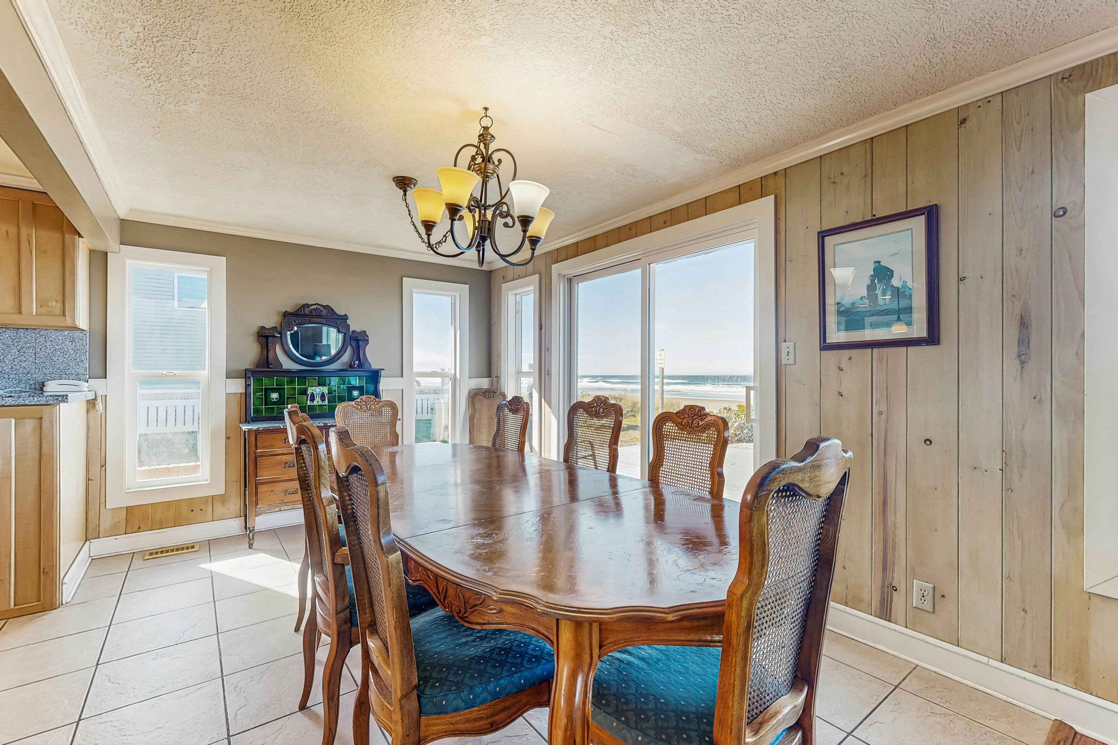 Oceanfront home with a washer dryer and beach access