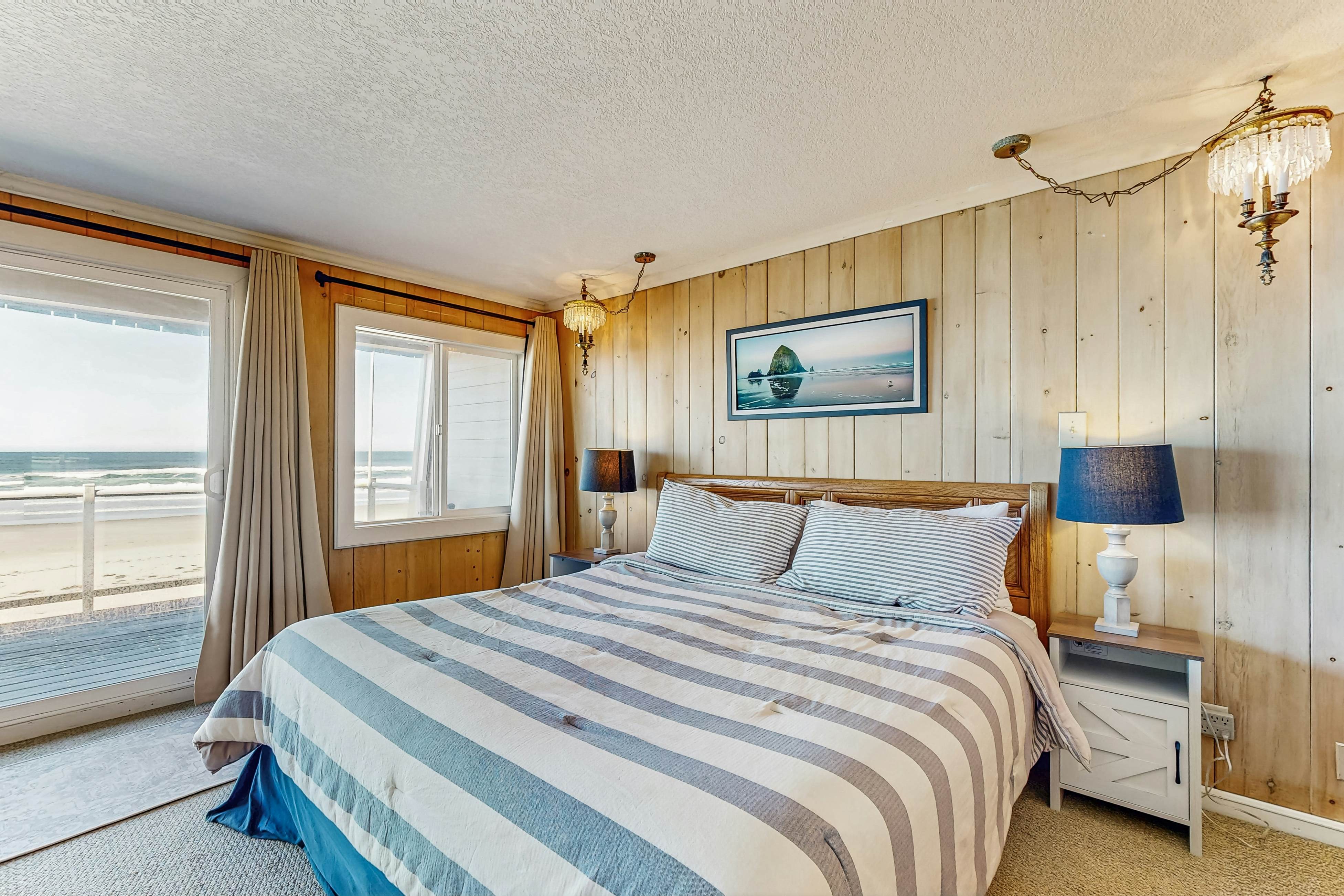 Oceanfront home with a washer dryer and beach access