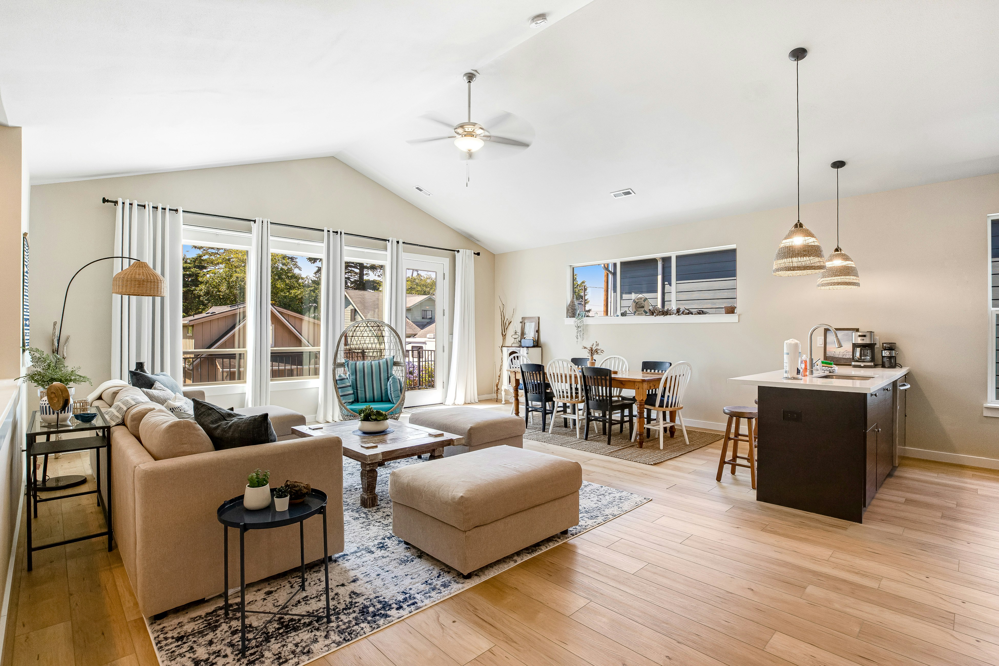 Coastal getaway with deck, beach gear, & washer/dryer - walk to beach