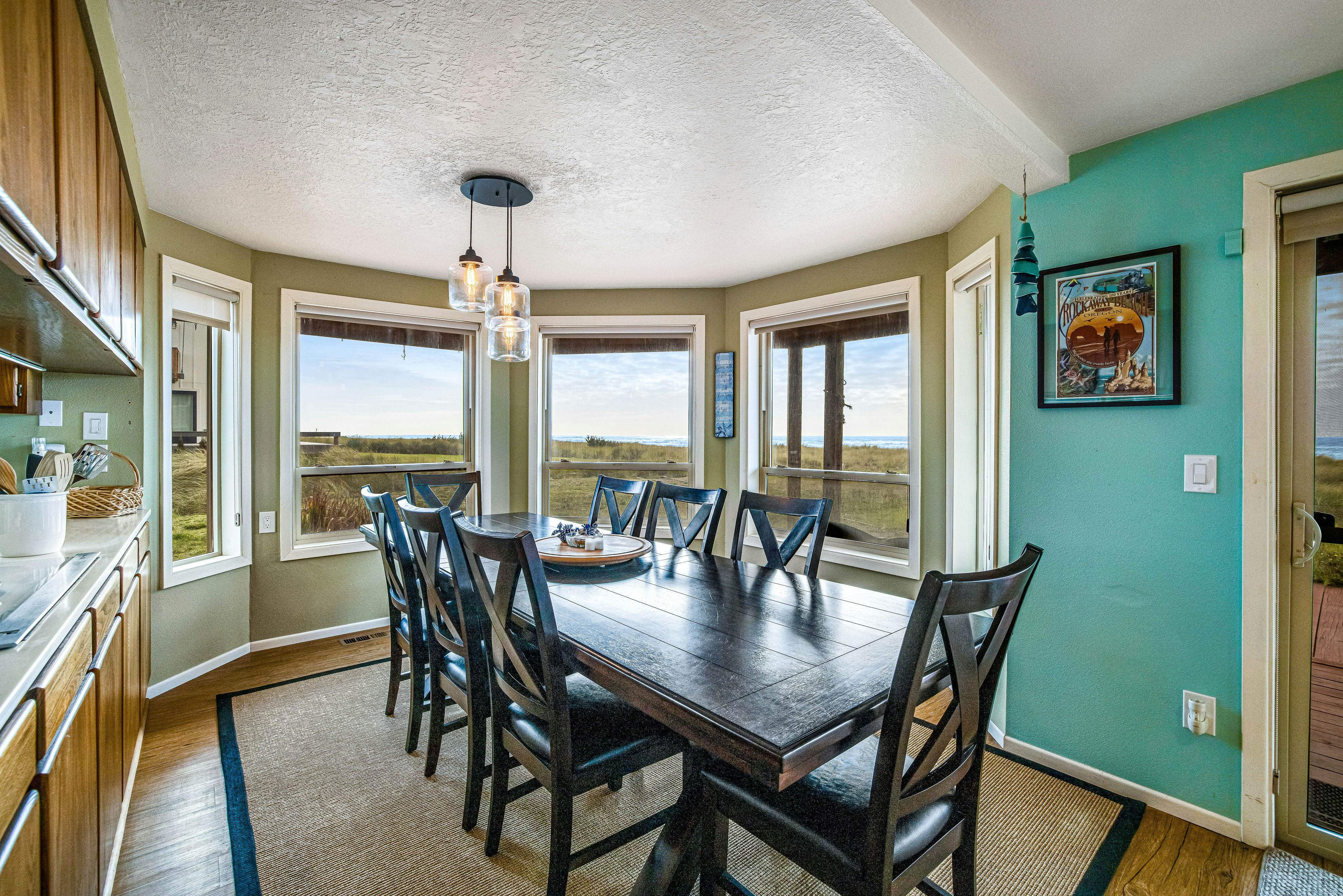 Oceanfront Home with Incredible Views, Patio, Deck & WiFi - Steps to the Beach