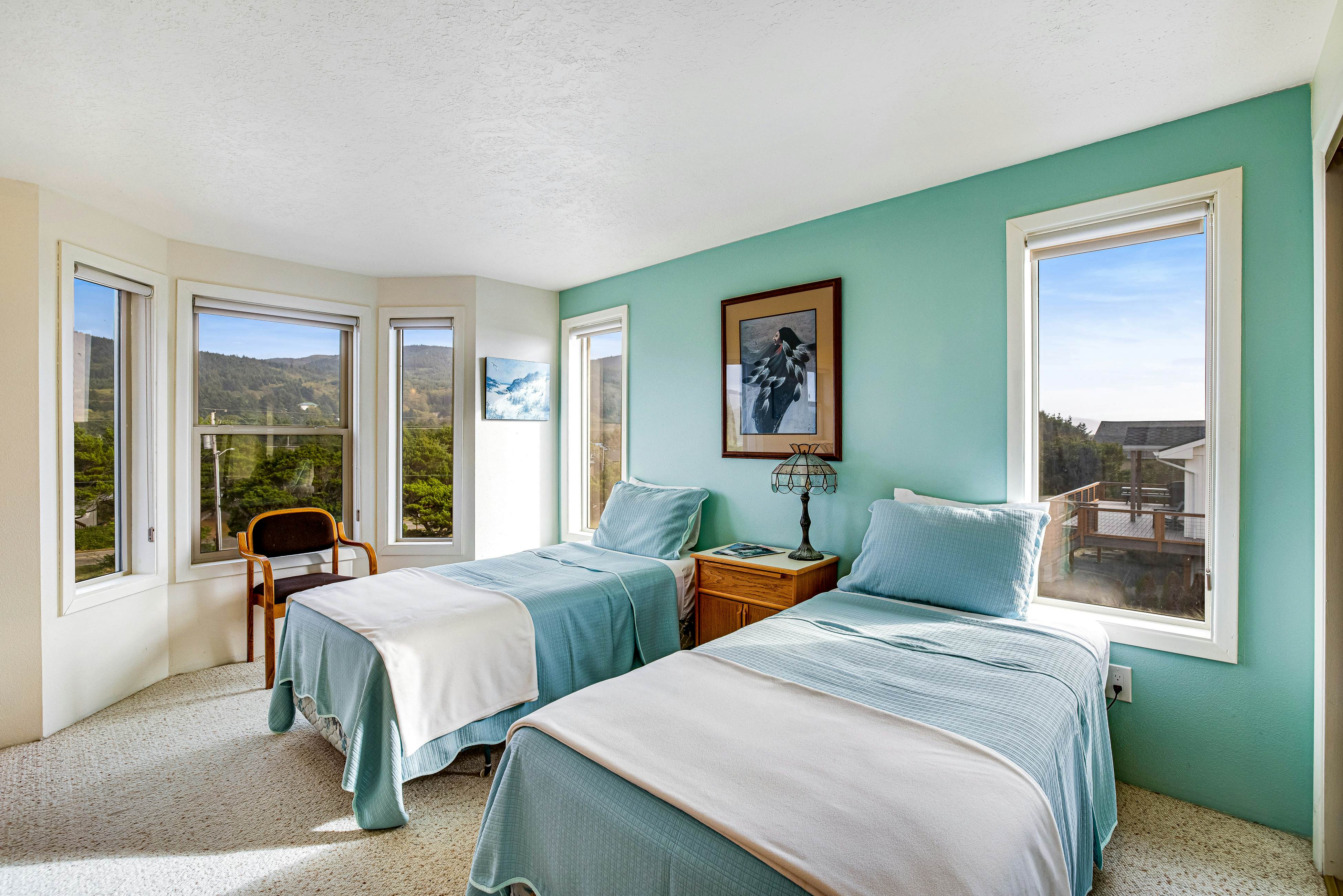 Oceanfront Home with Incredible Views, Patio, Deck & WiFi - Steps to the Beach