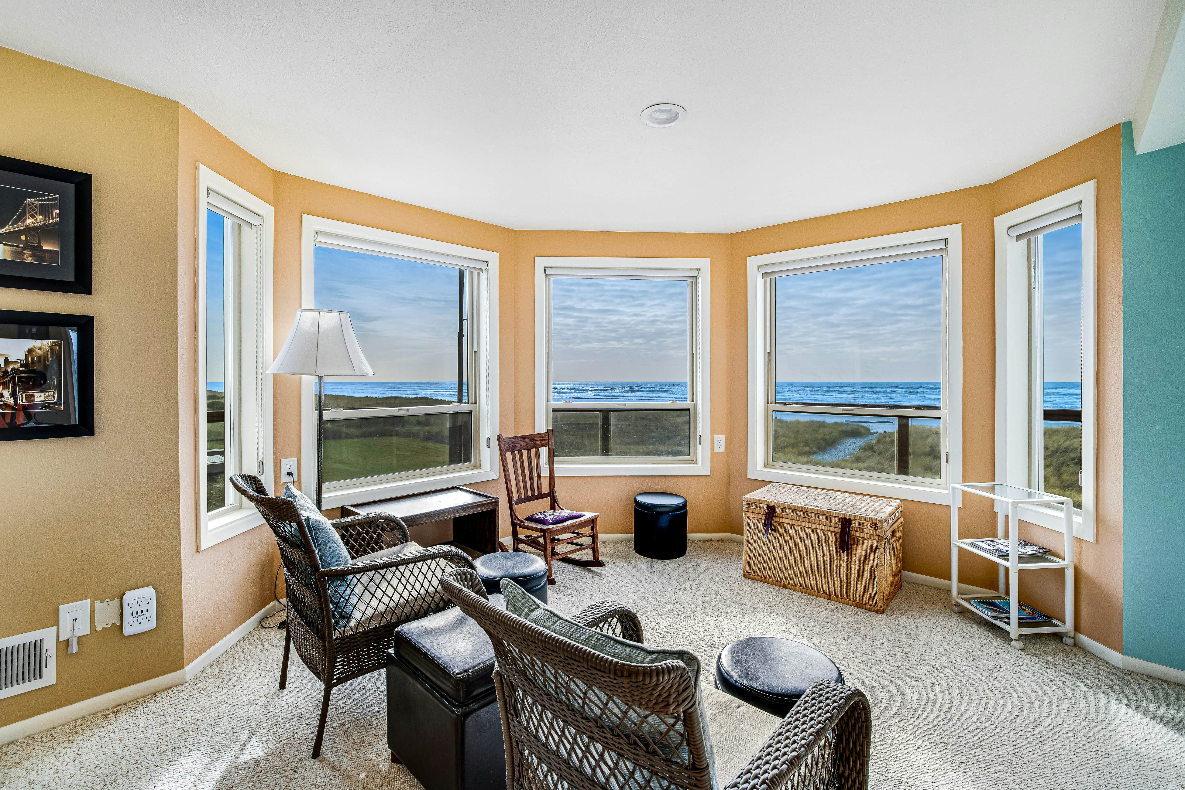 Oceanfront Home with Incredible Views, Patio, Deck & WiFi - Steps to the Beach