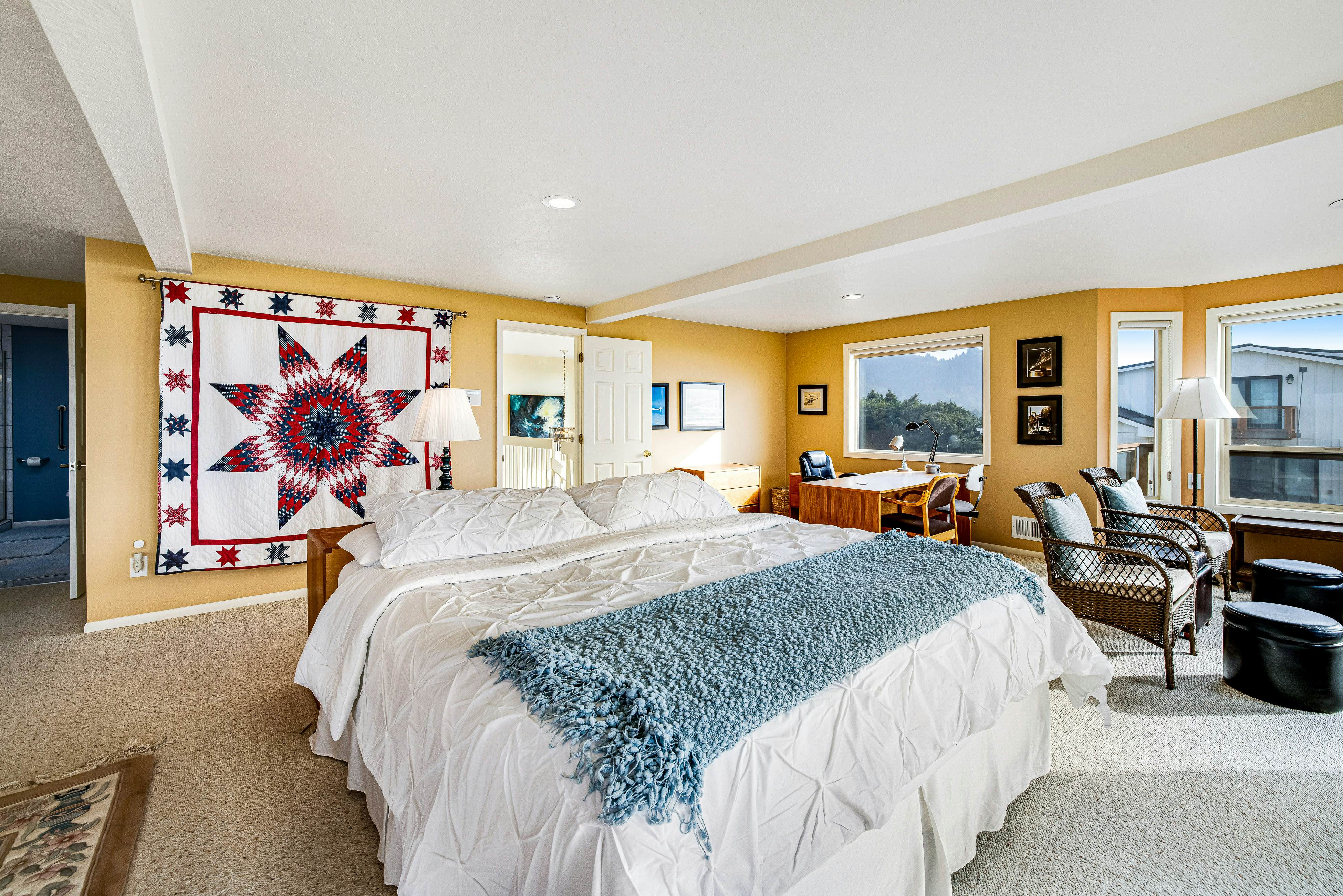 Oceanfront Home with Incredible Views, Patio, Deck & WiFi - Steps to the Beach