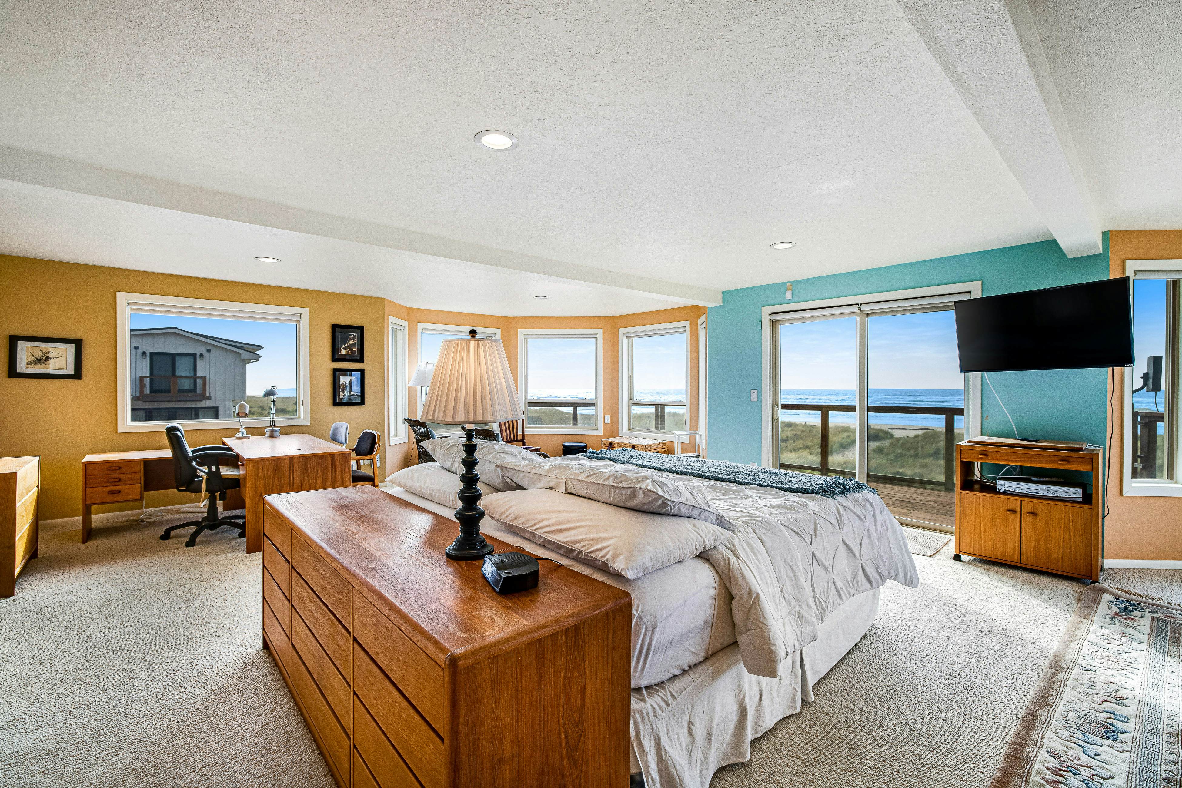 Oceanfront Home with Incredible Views, Patio, Deck & WiFi - Steps to the Beach