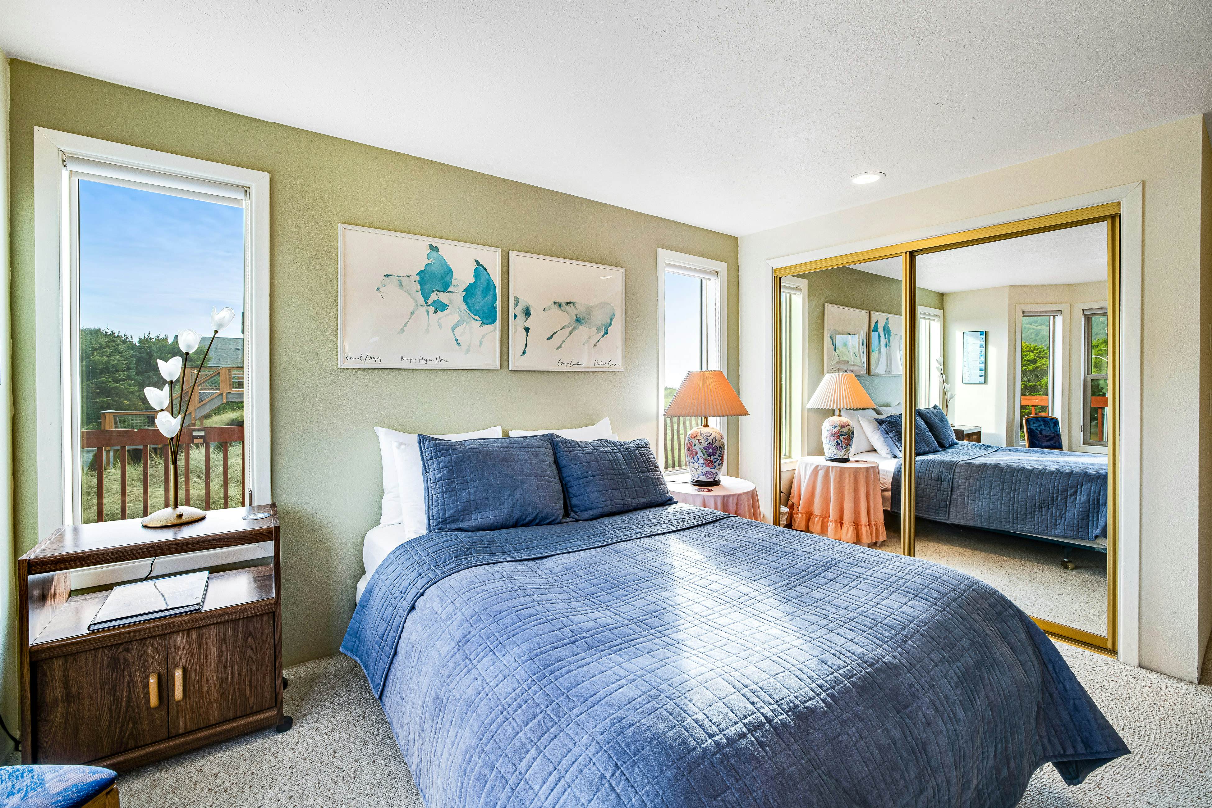 Oceanfront Home with Incredible Views, Patio, Deck & WiFi - Steps to the Beach