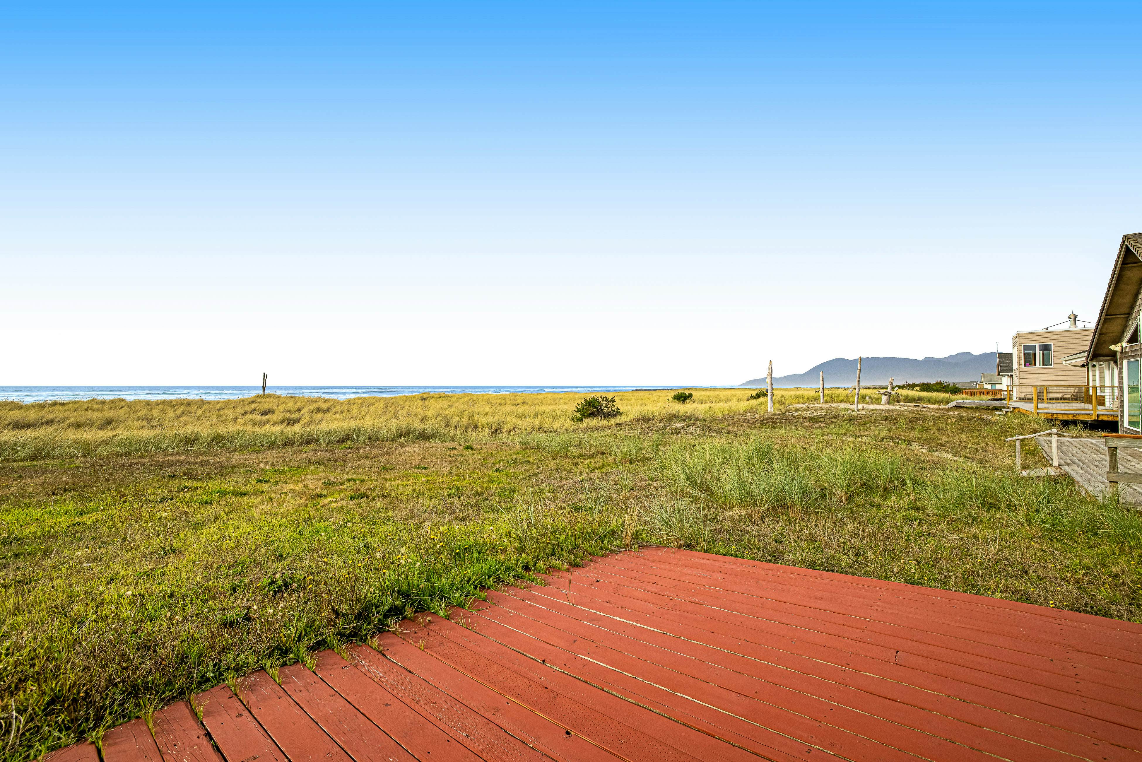 Oceanfront Home with Incredible Views, Patio, Deck & WiFi - Steps to the Beach
